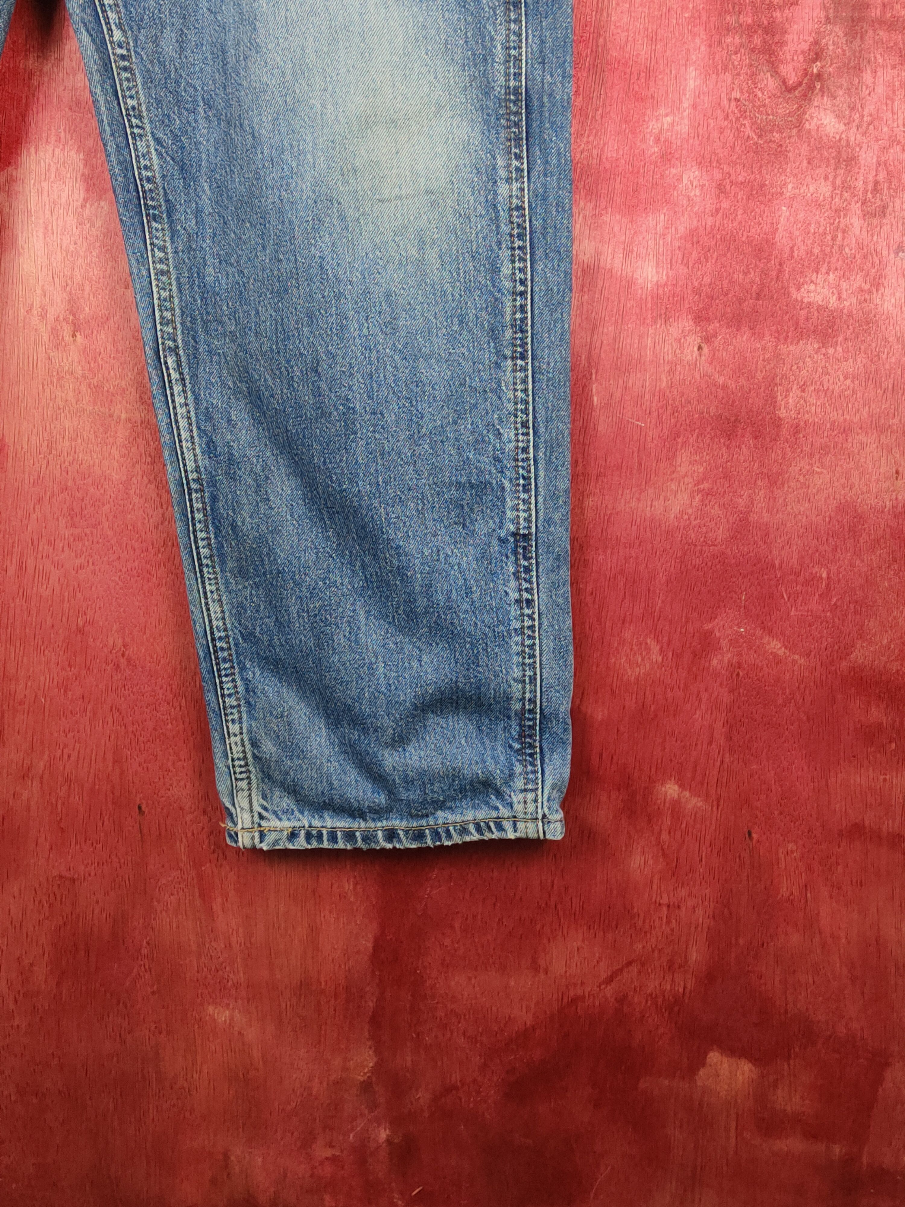 Japanese Brand Uniqlo Blue Faded Distressed Ripped Jeans #S1634 Size US 35 - 6 Thumbnail