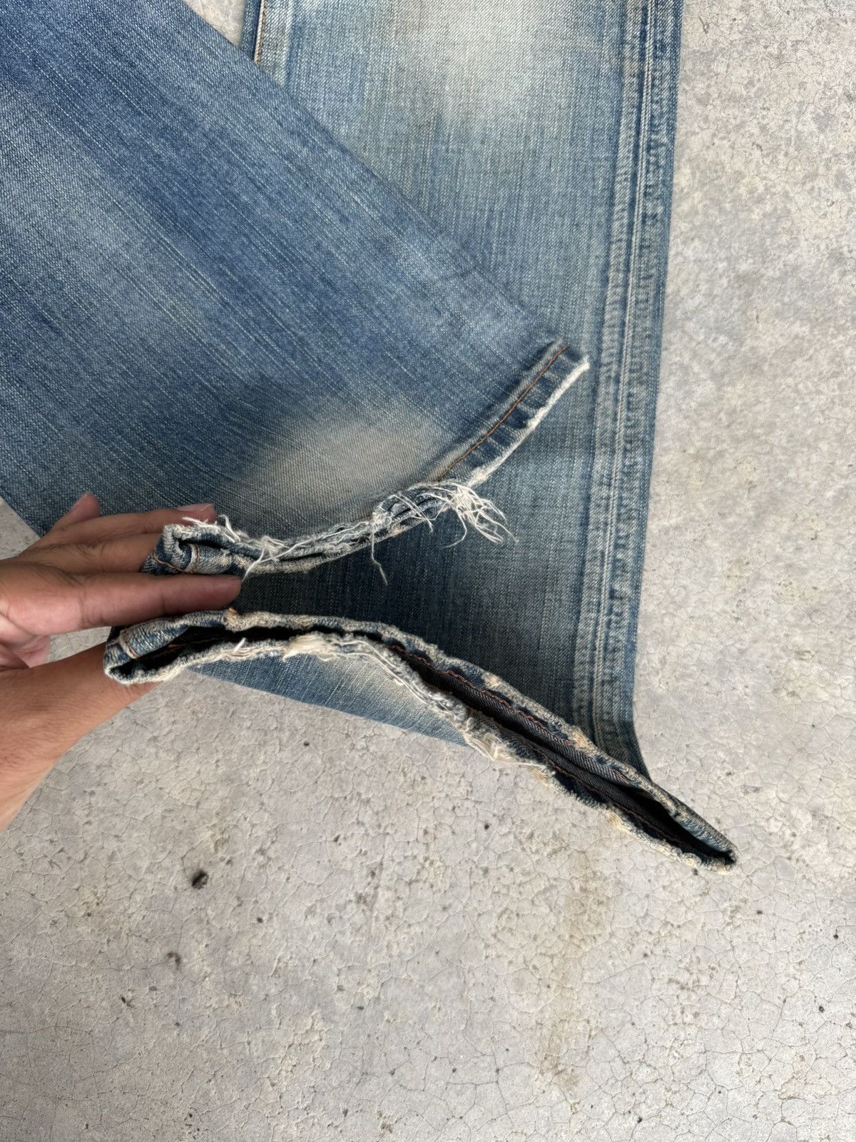 Le Grande Bleu (L.G.B.) Japanese Edwin 511 RV Flared Jeans Distressed Mud wash Size US 30 / EU 46 - 21 Thumbnail