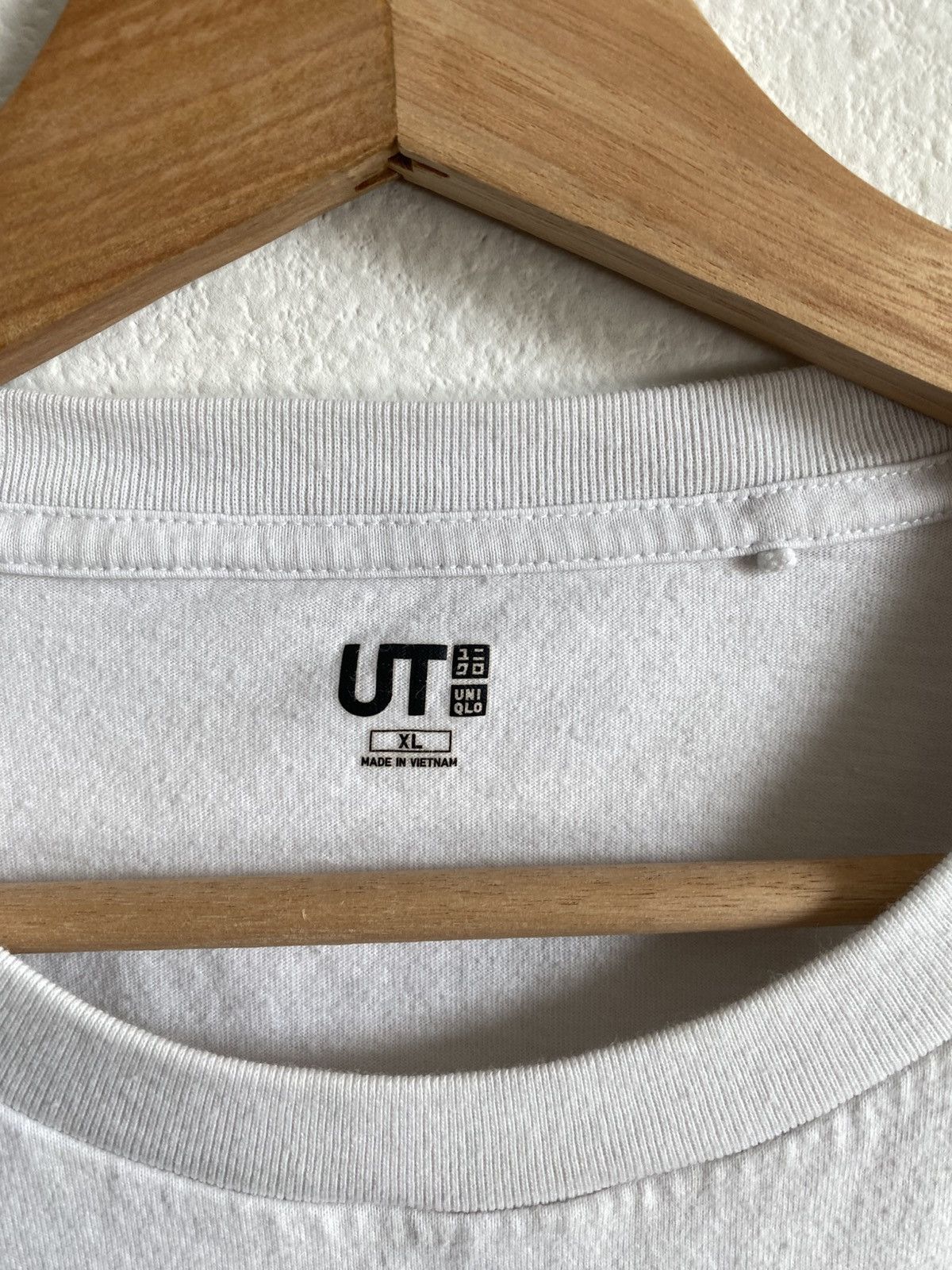 Uniqlo Uniqlo Sailor Moon Tee Size US XL / EU 56 / 4 - 6 Thumbnail