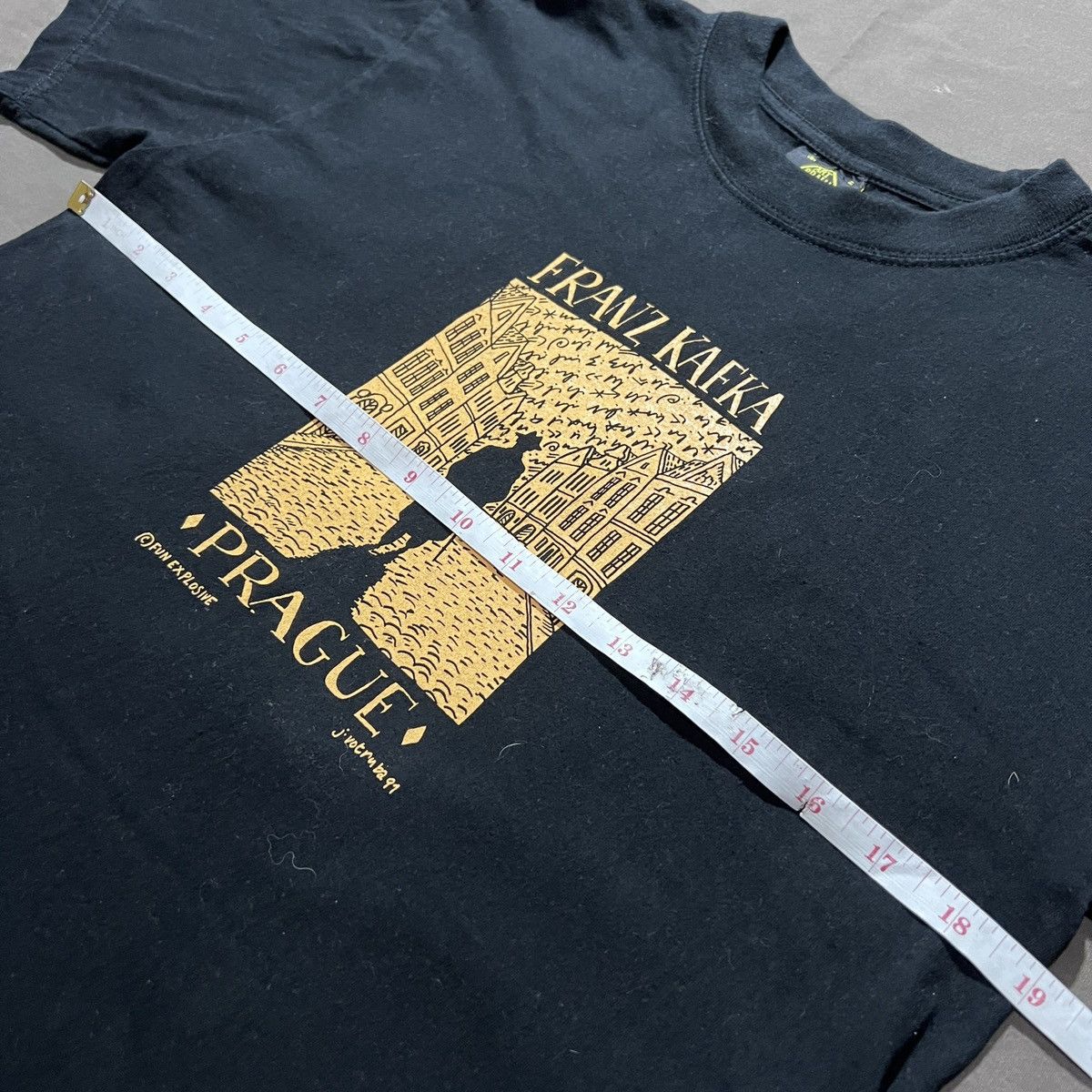 Vintage Vintage Franz Kafka Prague Art Tee Shirt Size US S / EU 44-46 / 1 - 6 Thumbnail