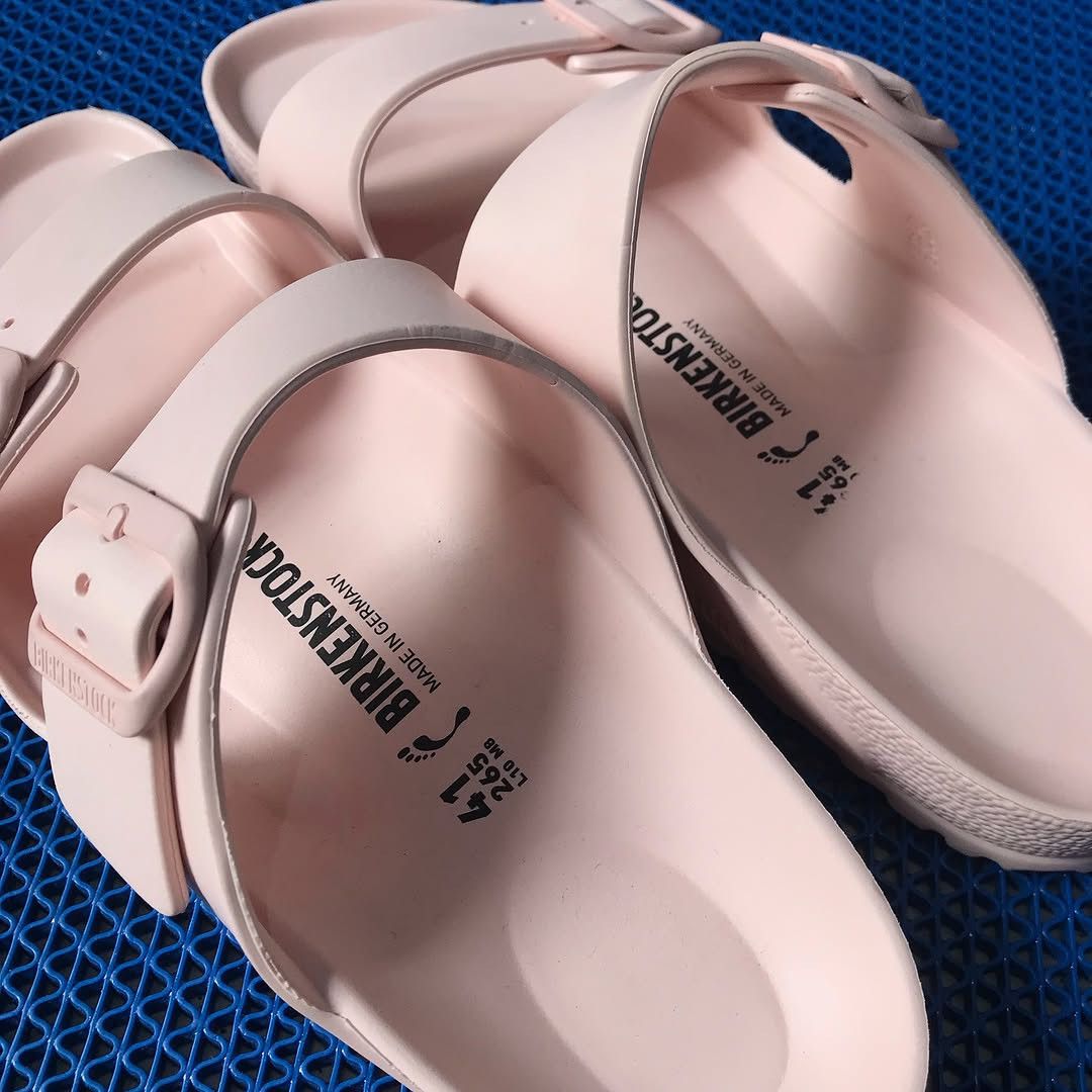 Birkenstock Birkenstock Arizona Eva Rubber Rose Reptil Peach colorway Size US 8 / EU 41 - 5 Thumbnail