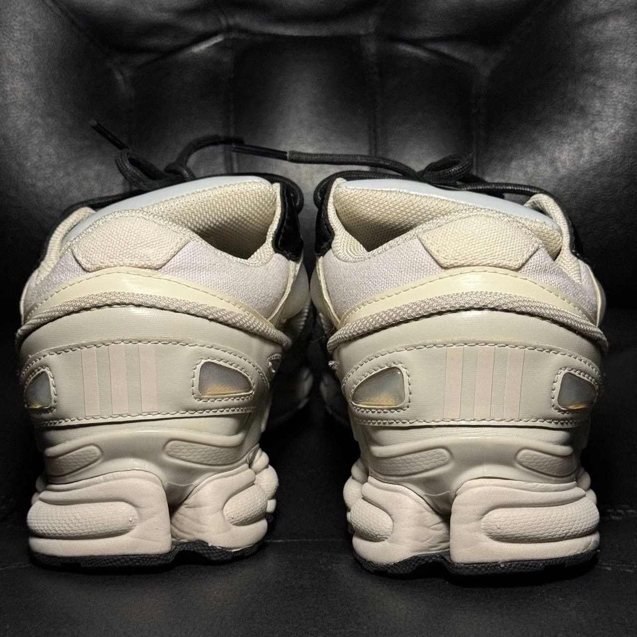 Adidas × Raf Simons 8US Adidas Raf Simons Ozweego cream white Size US 8 / EU 41 - 2 Thumbnail
