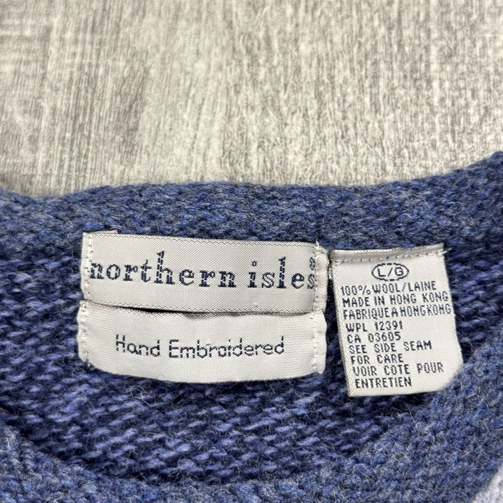 Vintage VINTAGE Northern Isles Hand Embroidered Wool Patchwork Boho Crewneck Sweater Women Large Blue 2000s Fall Winter Size L / US 10 / IT 46 - 3 Thumbnail