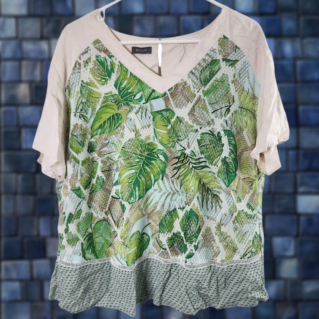 Vintage Basler Women’s Floral Shirt & Skirt Set V-Neck Top 2 Piece Size 46 Green polyester Regular Modern Outfit/Set Womens Size L / US 10 / IT 46 - 1 Thumbnail