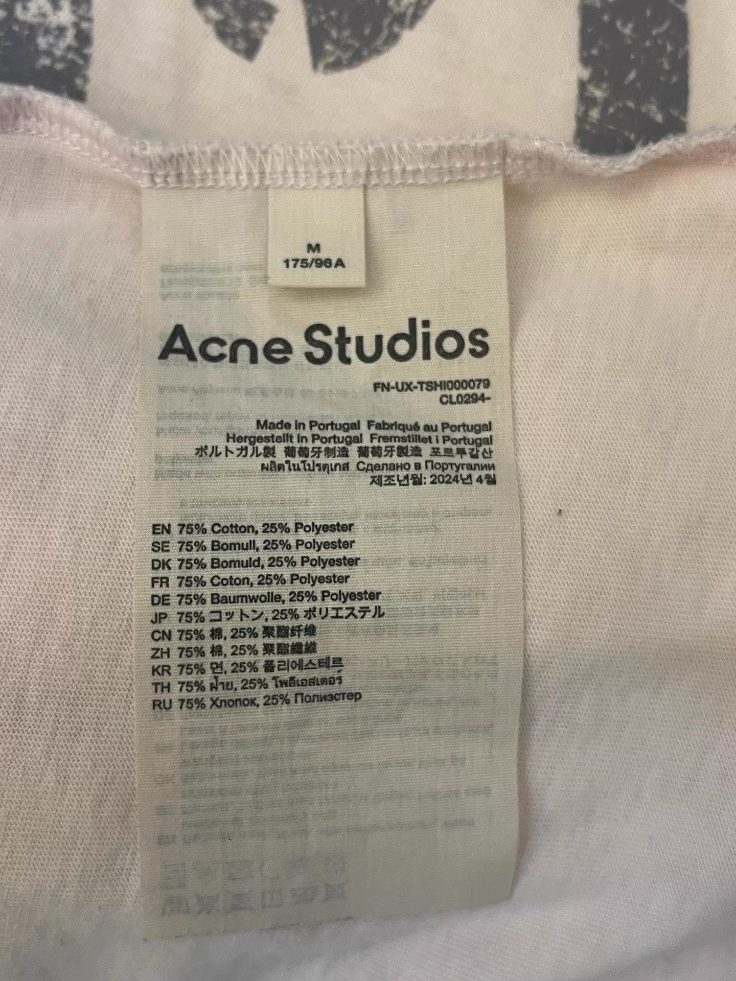 Acne Studios Acne Studios FW24 Oversize Ripped Logo Crew Tee Pale Pink M Size M / US 6-8 / IT 42-44 - 4 Thumbnail