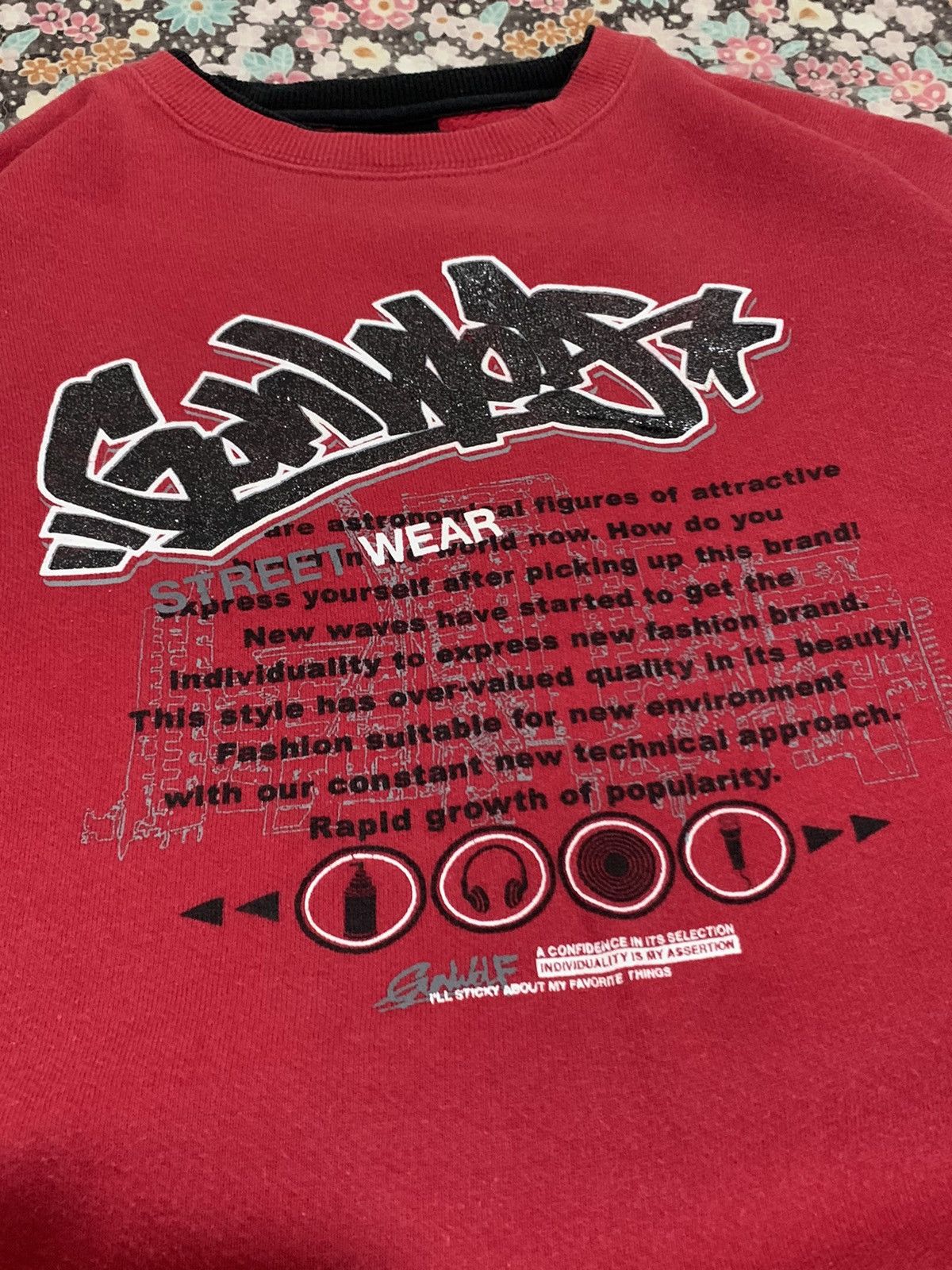 Japanese Brand Gun Wolf Glitter Printed Street Wear Sweatshirt Size US L / EU 52-54 / 3 - 2 Thumbnail