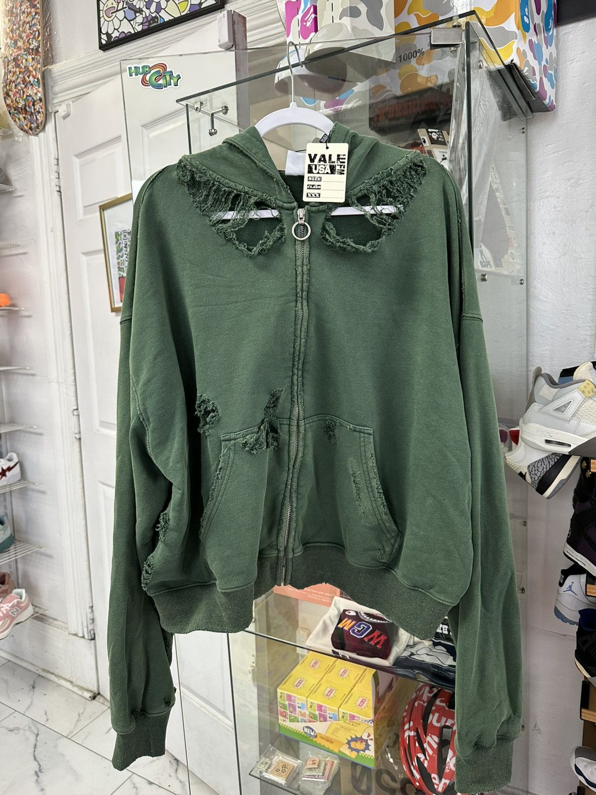 Vale Vale Distressed Zip Up (Green) Size US XL / EU 56 / 4 - 1 Thumbnail