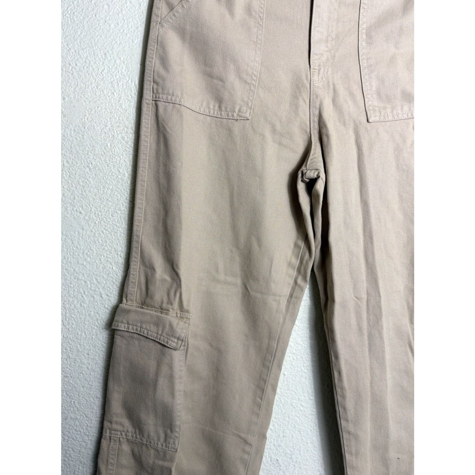 PrettyLittleThing PRETTYLITTLETHING Pants Women 4P Petite Beige Cargo Baggy Wide-Leg Size 27" / US 4 / IT 40 - 4 Thumbnail