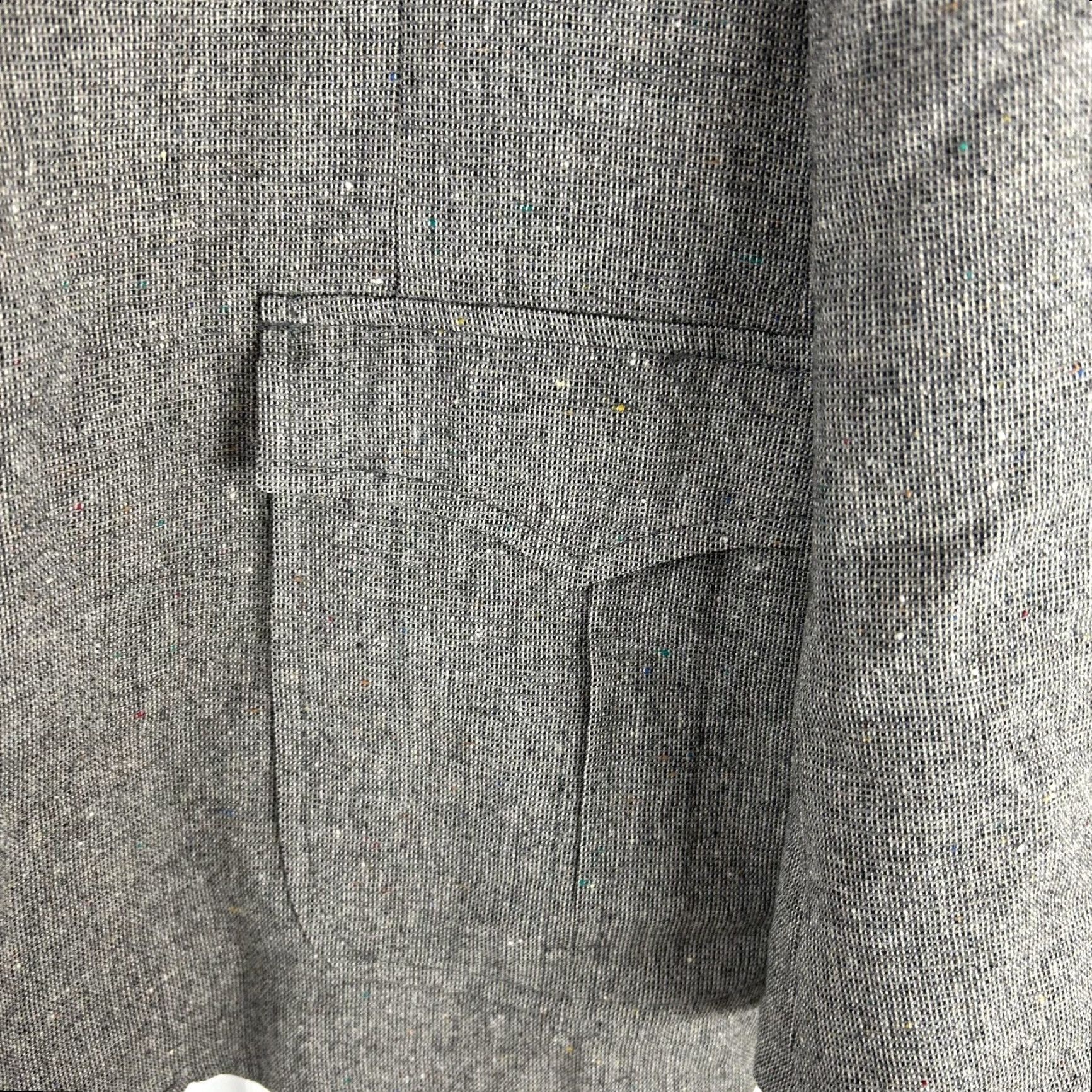 Pendleton VINTAGE Pendleton Sport Coat Mens 48 Gray Wool Tweed Patch Pocket Blazer USA Jacket Coat Regular Two-Button Notch Lapel Men Size 48R - 4 Thumbnail