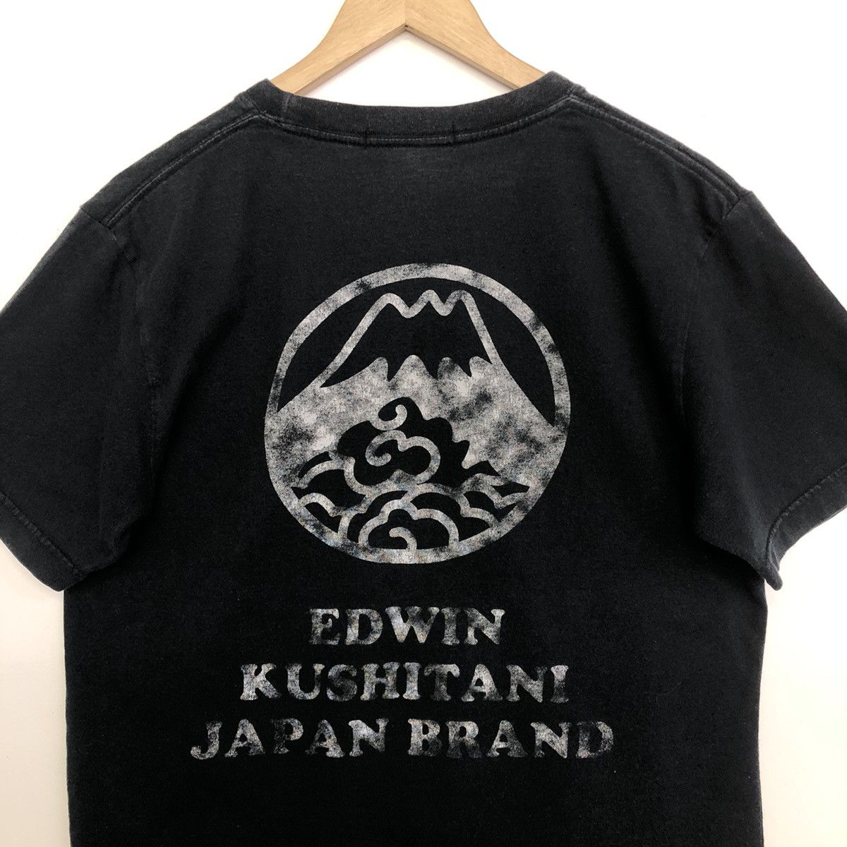 Edwin EDWIN X KUSHITANI HAMAMATSU MOTOR CYCLING JAPAN TSHIRT Size US L / EU 52-54 / 3 - 3 Thumbnail