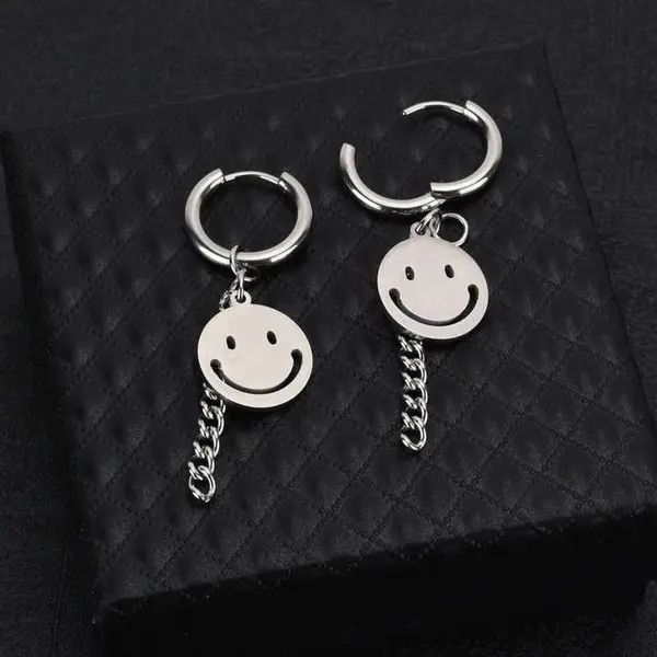 Jewelry Smiley Earrings Size ONE SIZE - 2 Thumbnail