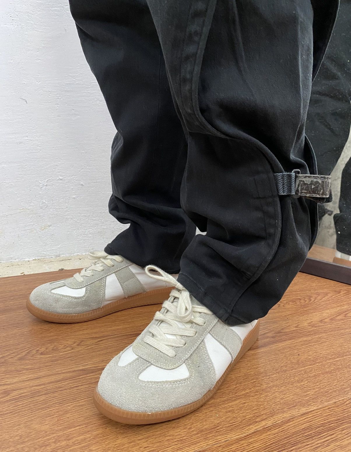 Issey Miyake Issey miyake bondage velcro pants Size US 30 / EU 46 - 7 Thumbnail