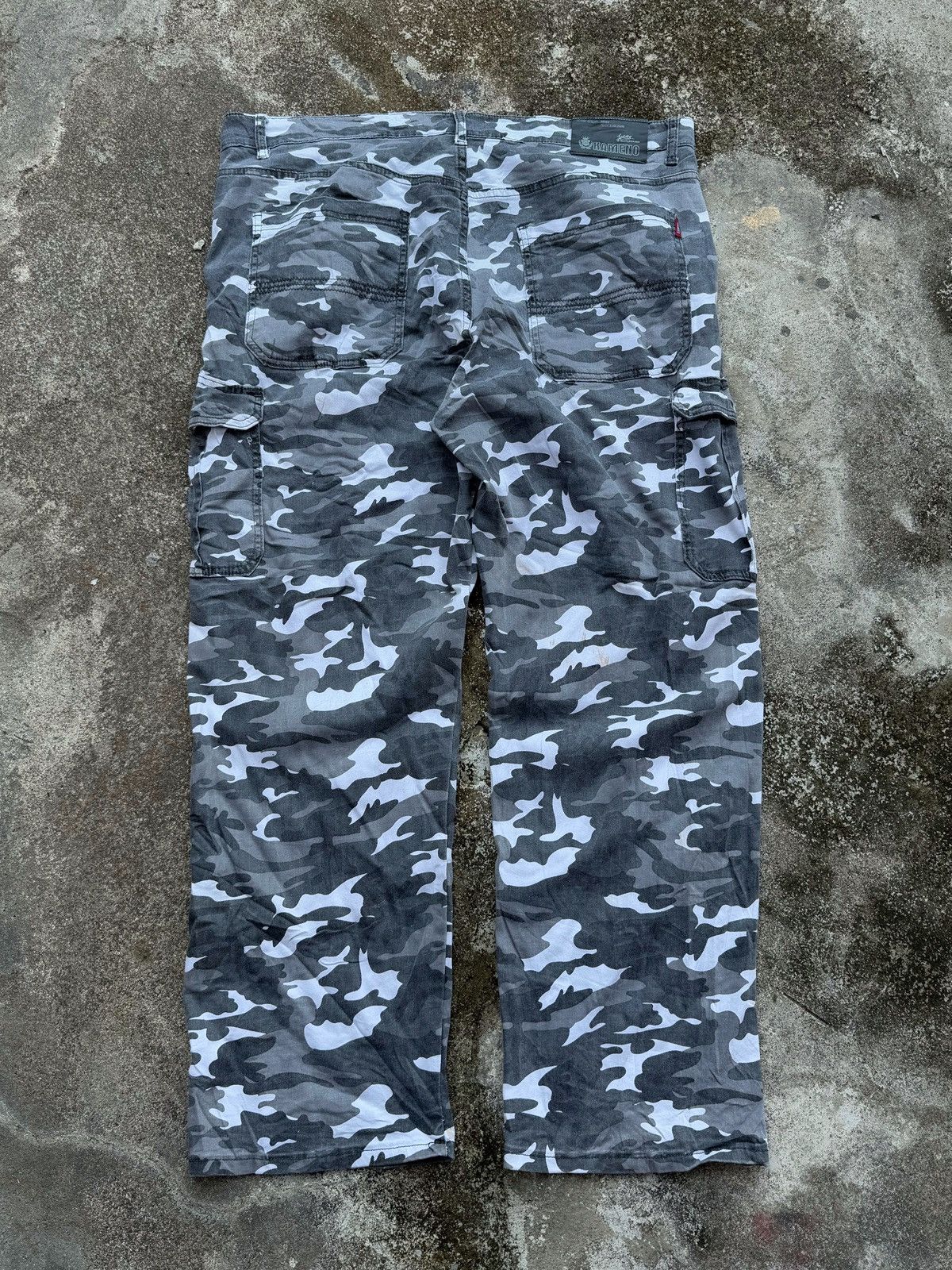 If Six Was Nine × Japanese Brand × Le Grande Bleu (L.G.B.) japanese brand camo cargo pants Size US 36 / EU 52 - 2 Thumbnail