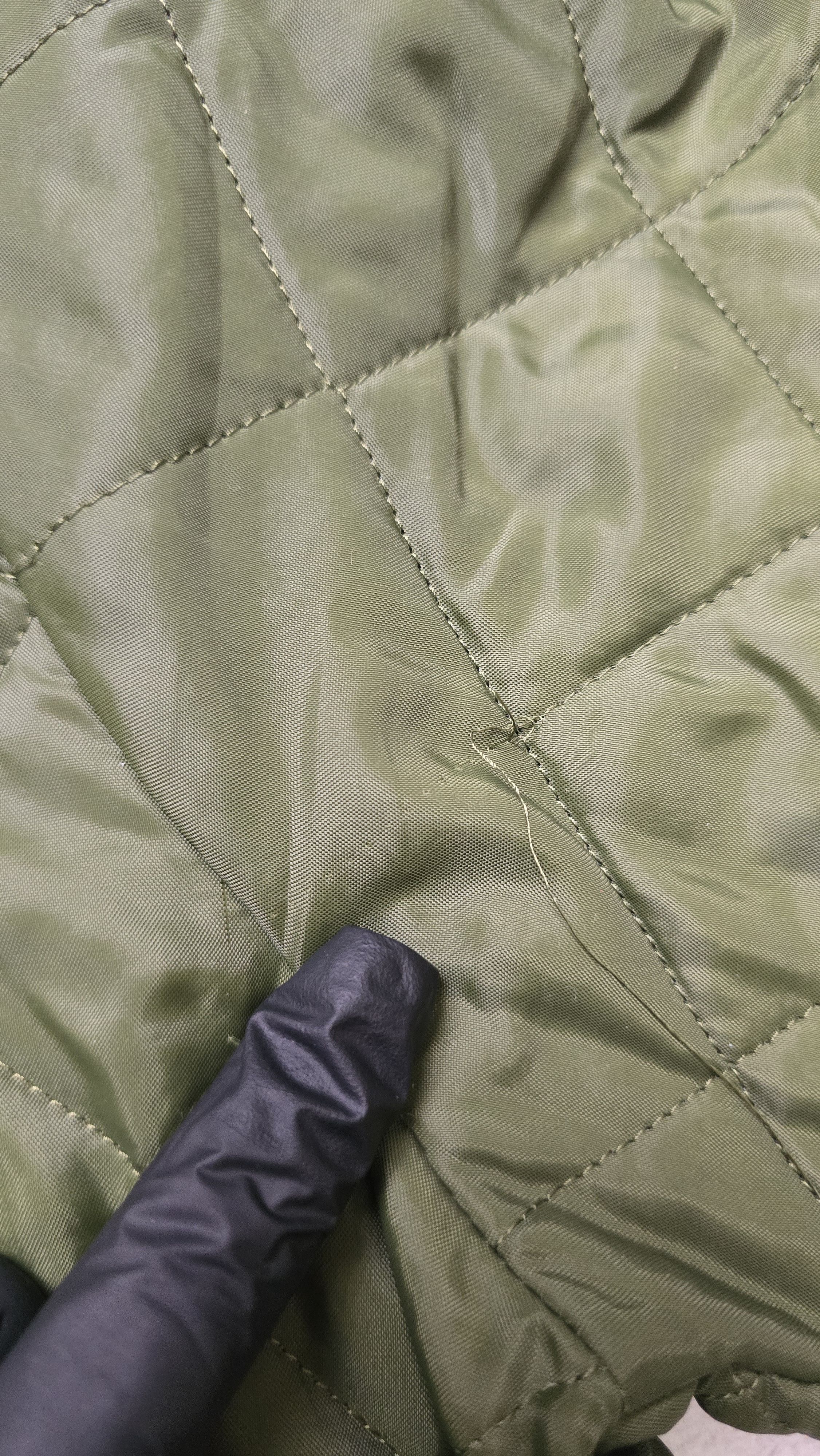 Barbour Liddesdale Quilted Jacket Olive Corduroy Collar Heritage Size US L / EU 52-54 / 3 - 7 Thumbnail