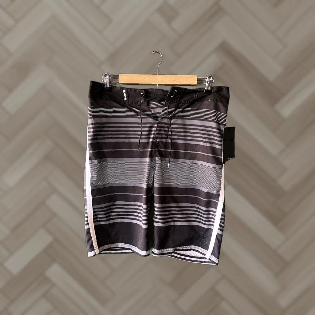 Hurley Hurley Mens Board Shorts Swim Bottom Striped Black Size 29 NWT Size US 29 - 1 Thumbnail