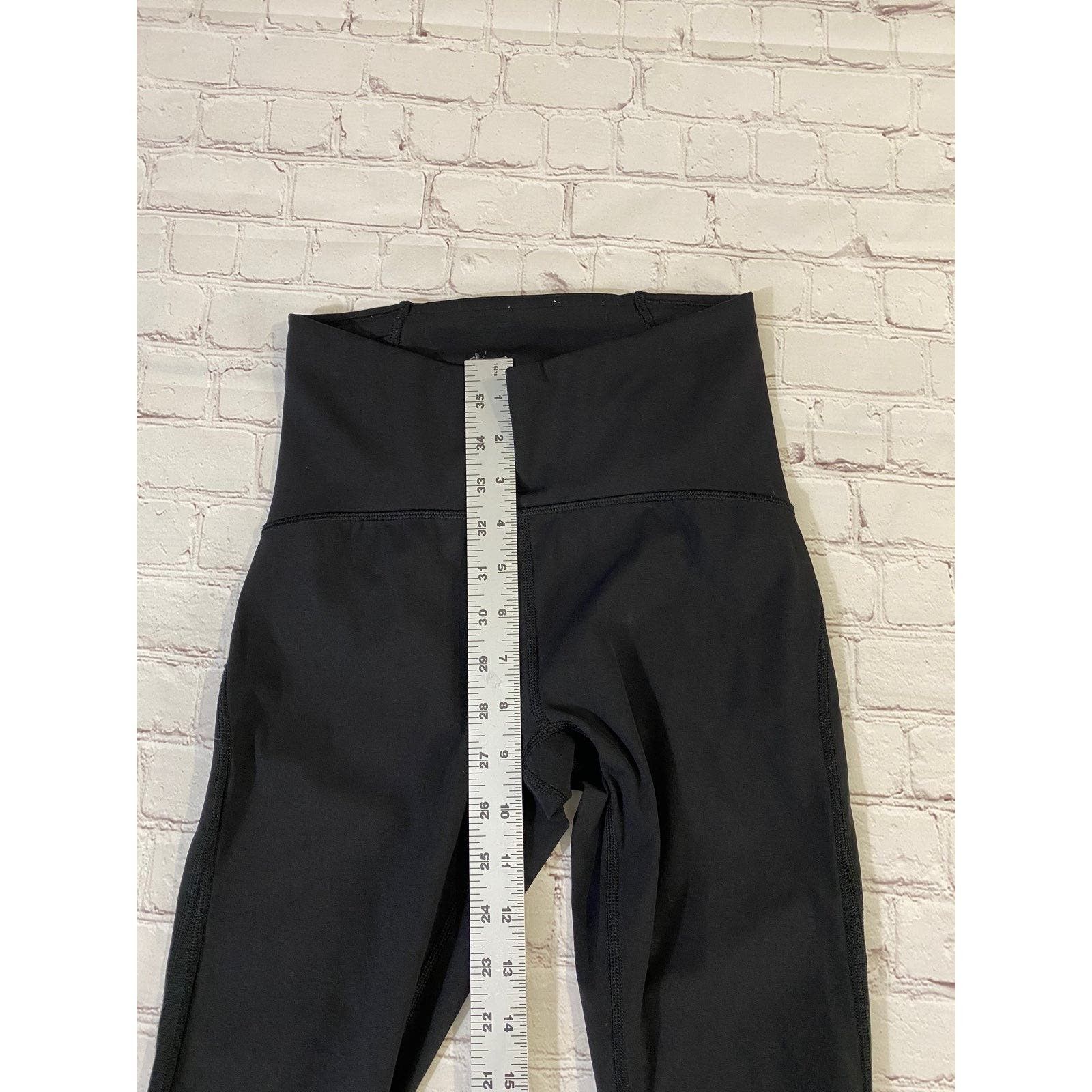 Lululemon Black lululemon leggings size 4 Size 27" / US 4 / IT 40 - 4 Thumbnail