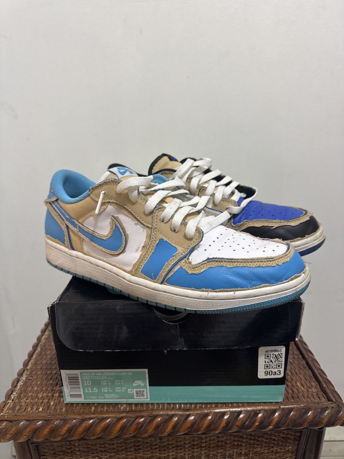 Nike Air Jordan 1 Low SB “Desert Ore” x Lance Mountain Size US 10 / EU 43 - 1 Thumbnail