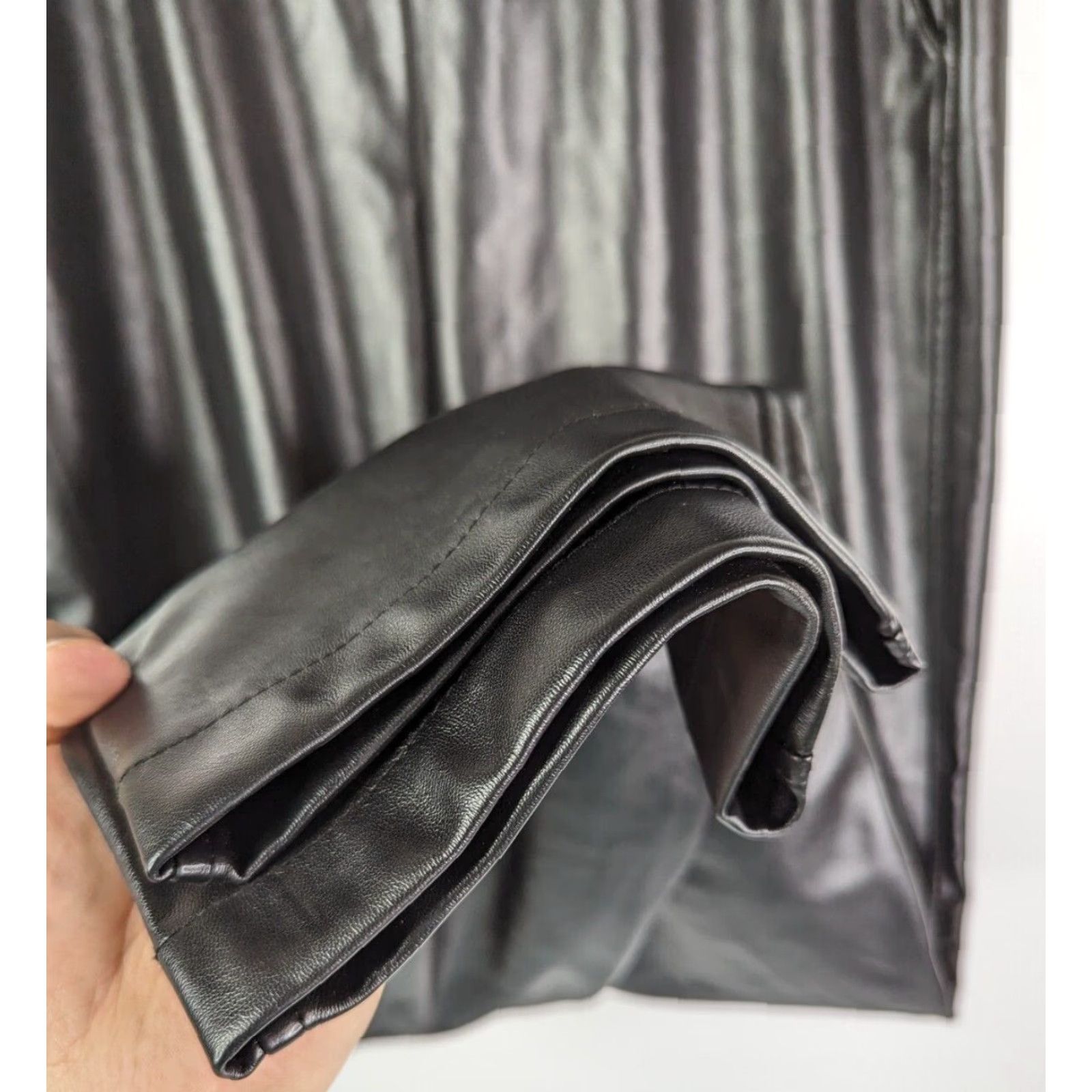 Joie JOIE Black Pants Leather Style Elastic Waist Faux Leather Smocked Waist Regular Womens Medium Casual Straight Front Full Length Size 32" / US 10 / IT 46 - 3 Thumbnail