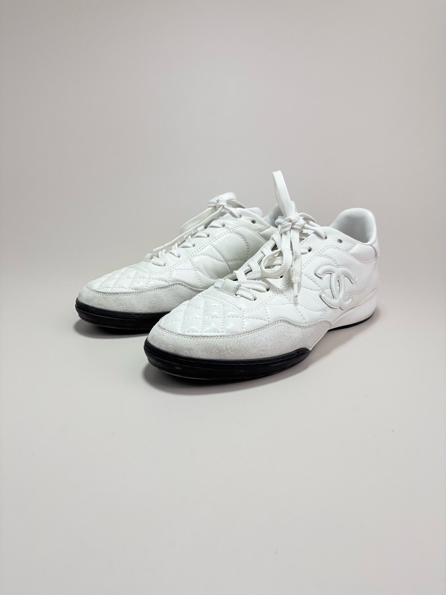Chanel CHANEL Calfskin White Training Shoes Size US 7.5 / IT 37.5 - 1 Thumbnail