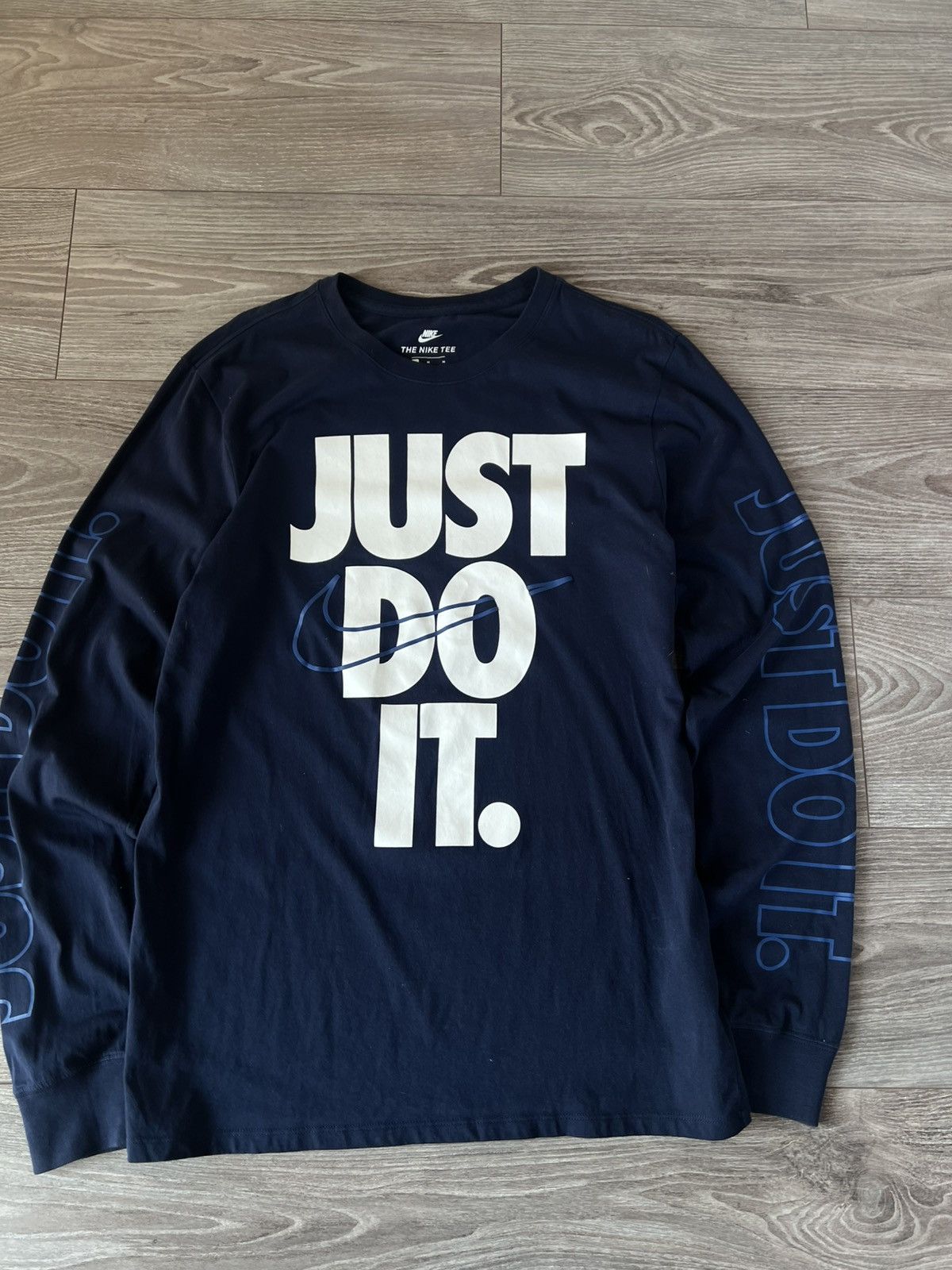 Nike ‼️Nike Big Logo Overprinted Just Do It Swoosh Long Sleeve Tee Size US M / EU 48-50 / 2 - 10 Thumbnail