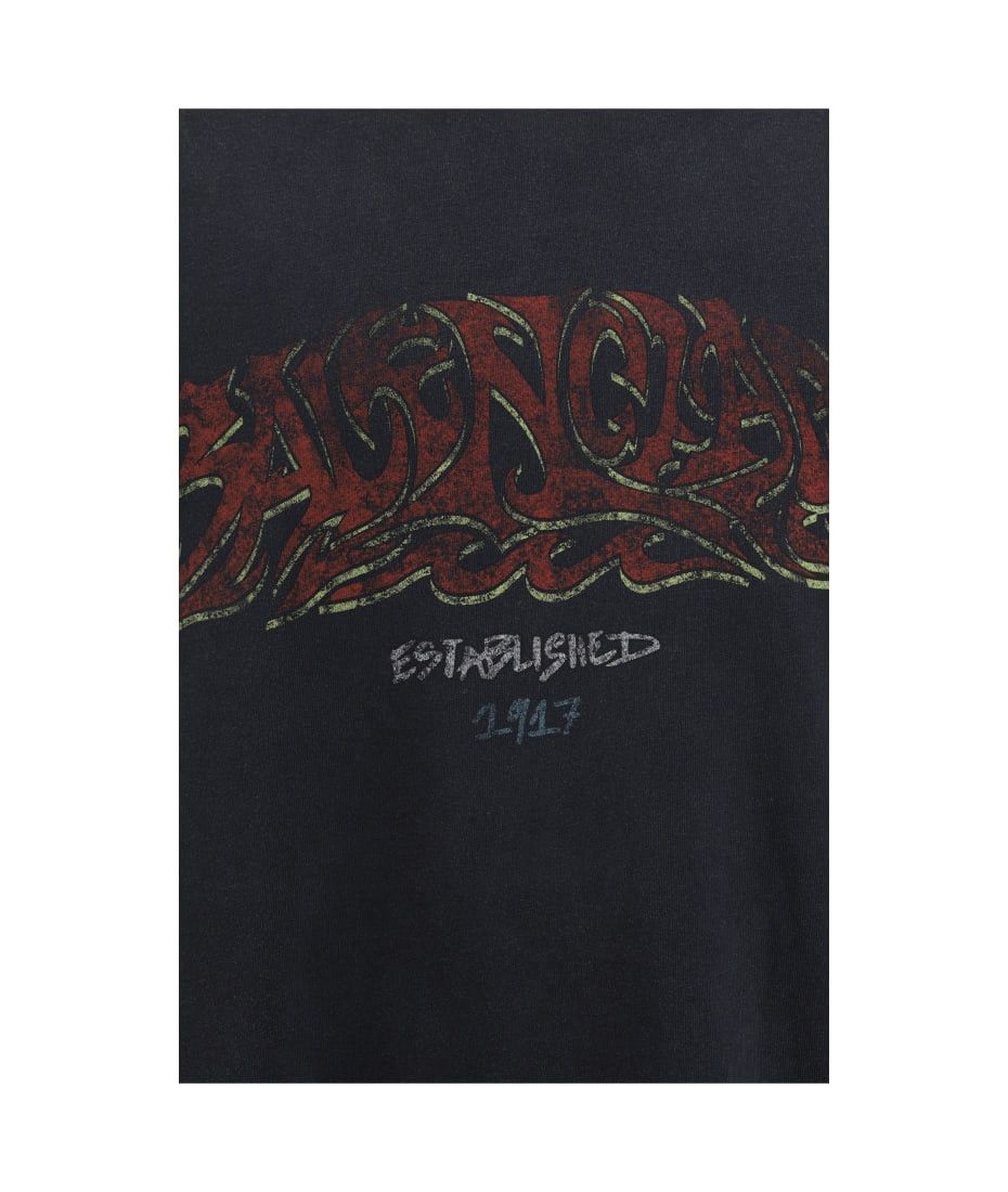Balenciaga o1in1g0126 Medium Fit T-Shirt in Faded Black/Red Size US XS / EU 42 / 0 - 4 Thumbnail