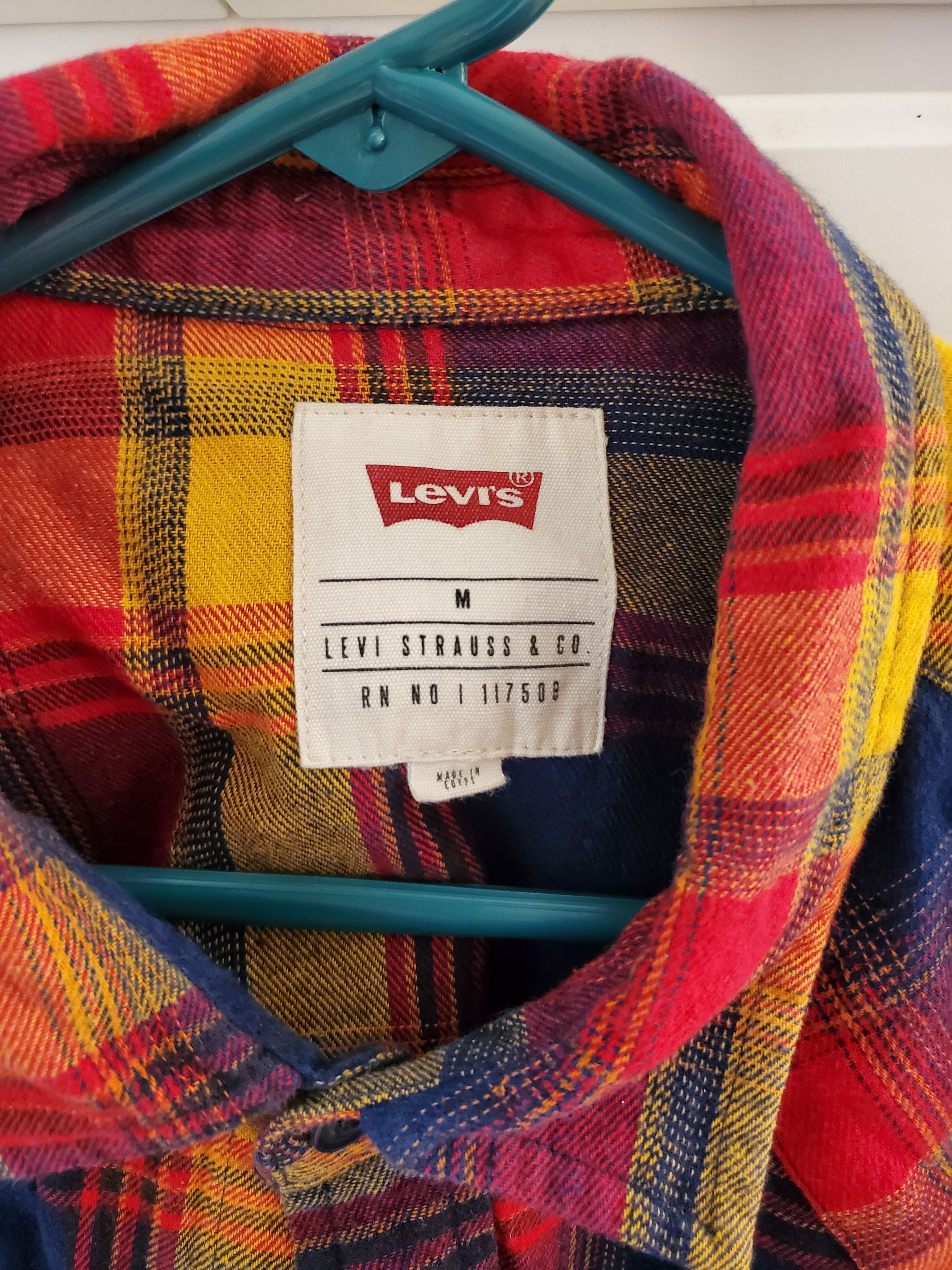 Levi's Levi's long sleeve button up plaid flannel Size US M / EU 48-50 / 2 - 3 Thumbnail
