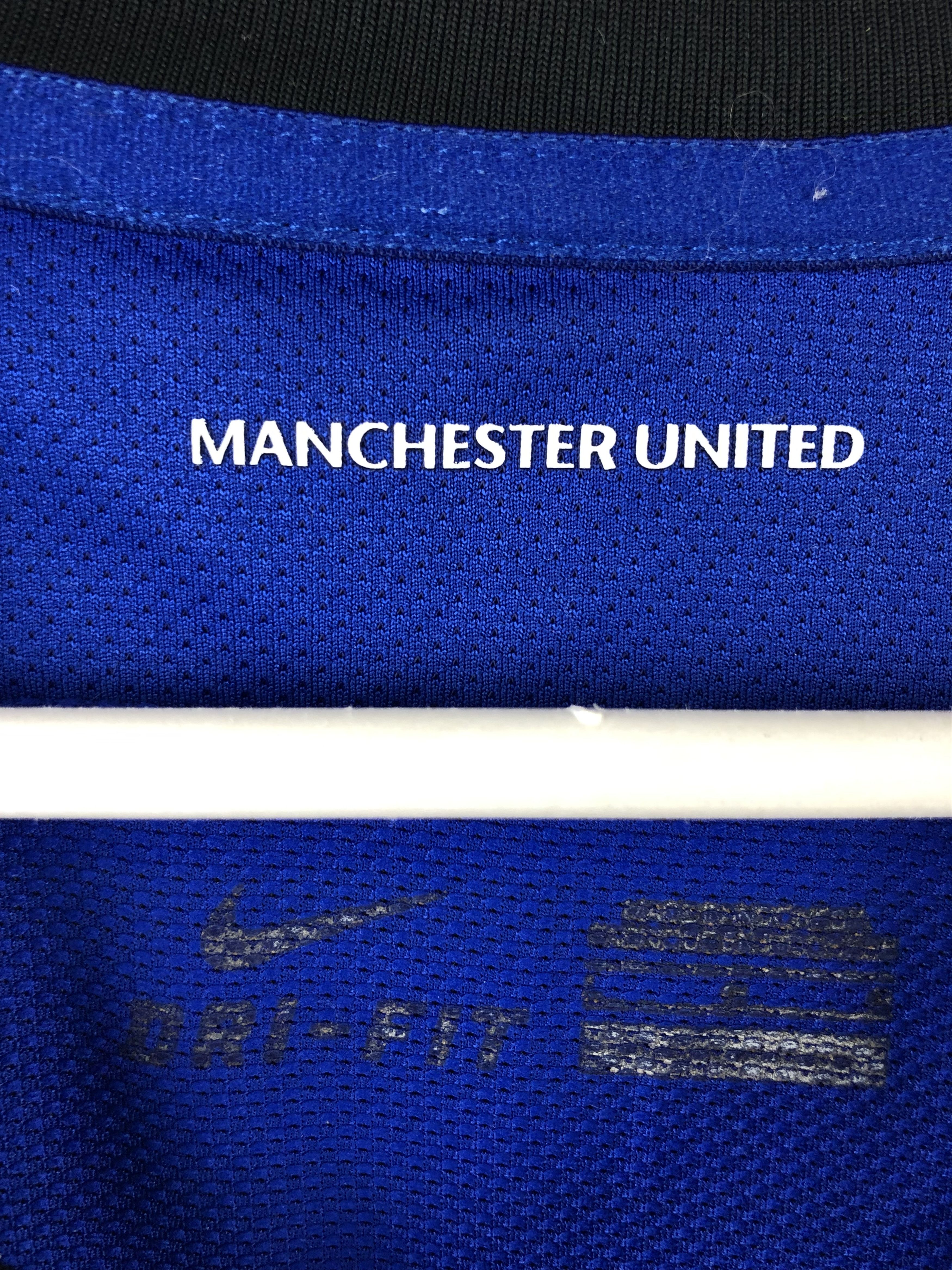 Nike × Vintage Manchester United shirt 2011 Soccer Nike Long Sleeve Jersey Size US L / EU 52-54 / 3 - 9 Thumbnail