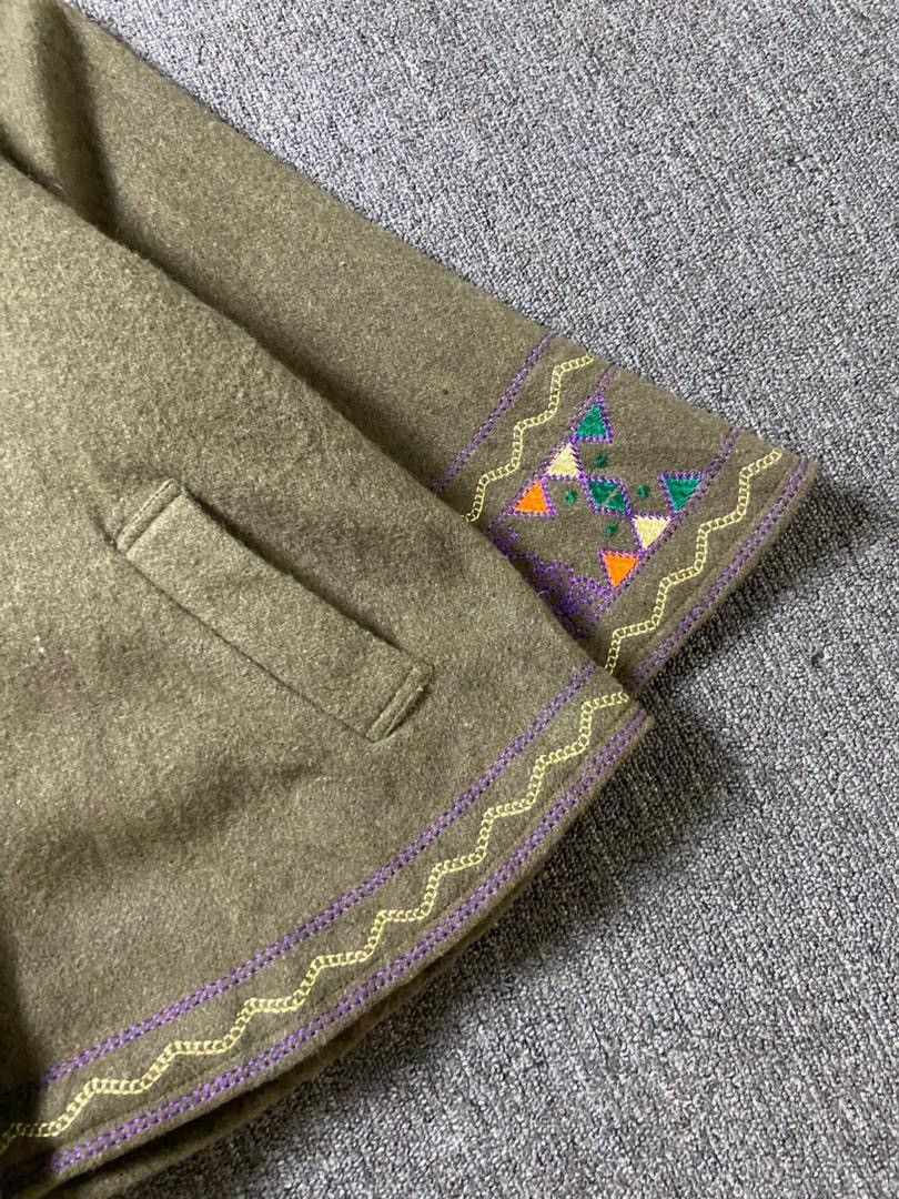 Japanese Brand Amina Wool Poncho Style Hooded Jacket (183) Size US XS / EU 42 / 0 - 10 Thumbnail