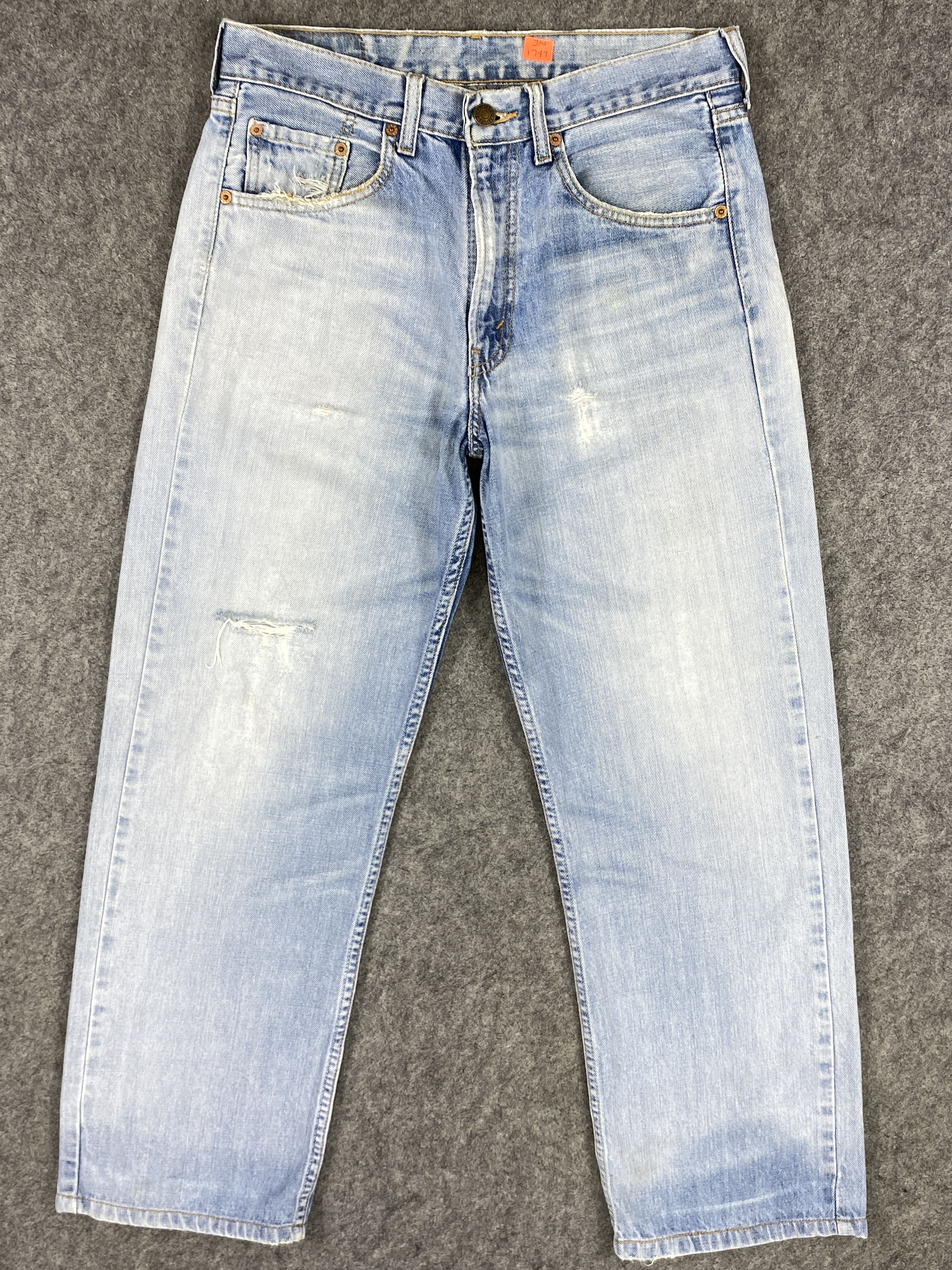 Levi's Light Blue Wash Vintage Levi's 505 Jeans 30x28 Denim -JN1747 Size US 30 / EU 46 - 1 Thumbnail