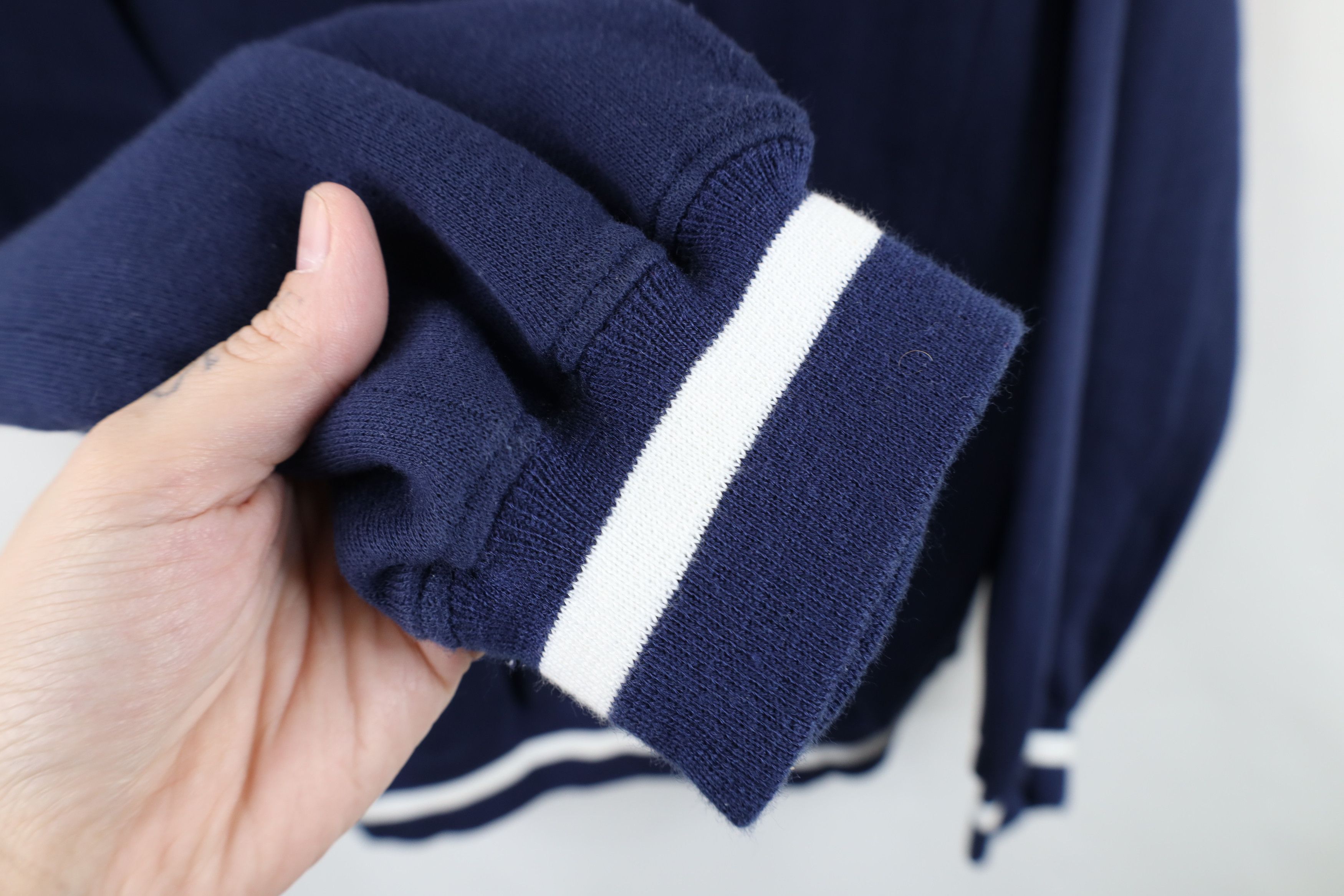Vintage Vintage 90s Dapper Faded Striped V-Neck Sweatshirt Navy Blue Size US M / EU 48-50 / 2 - 8 Thumbnail
