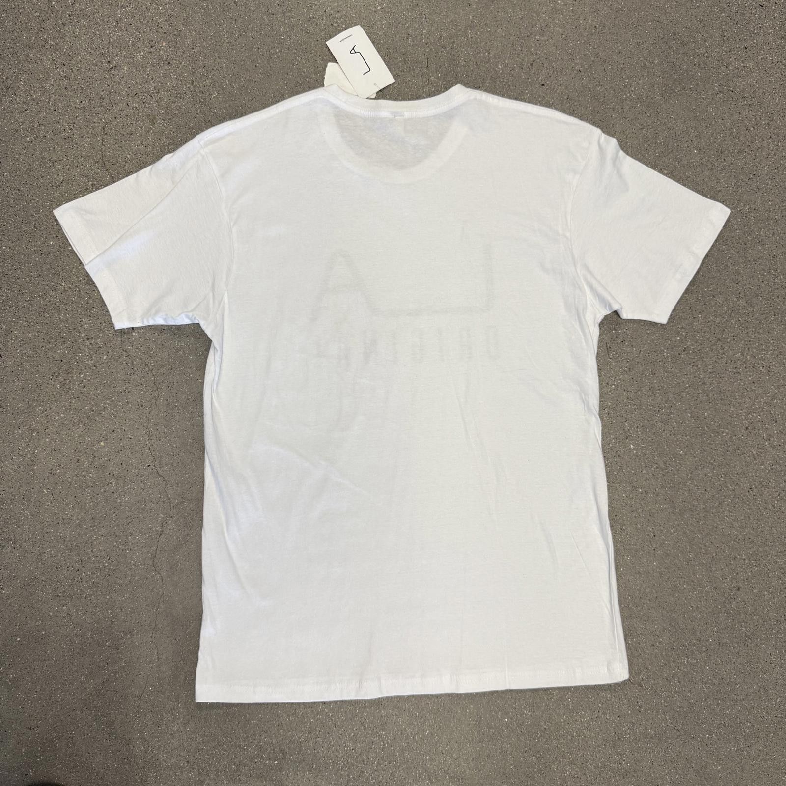 Designer NWT LA Original White Logo Spell-Out Tee Shirt Men's Size L Size US L / EU 52-54 / 3 - 4 Thumbnail