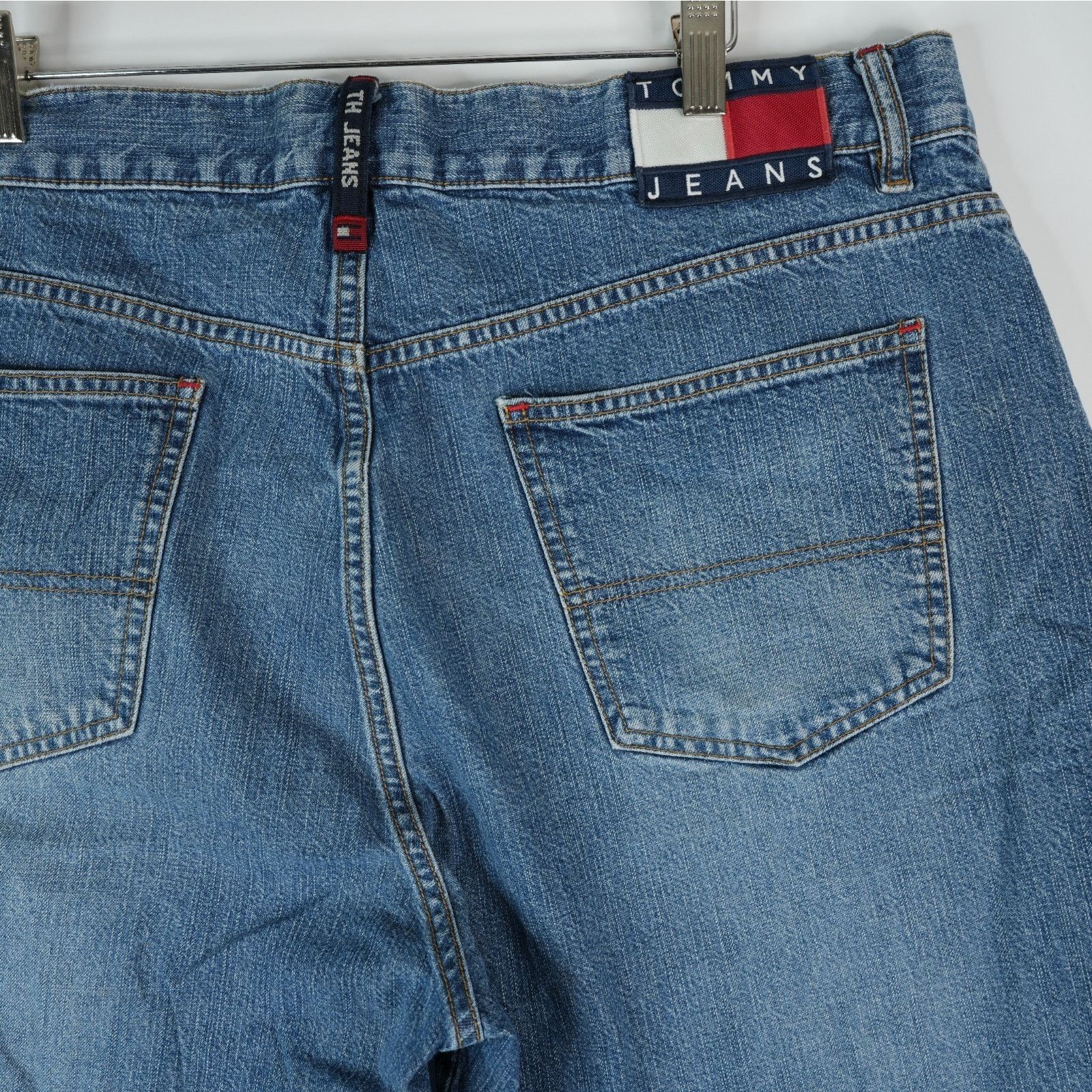 Tommy Hilfiger Vintage Tommy Hilfiger Jean Shorts Mens 36 Big Flag 2003 Size US 36 / EU 52 - 4 Thumbnail