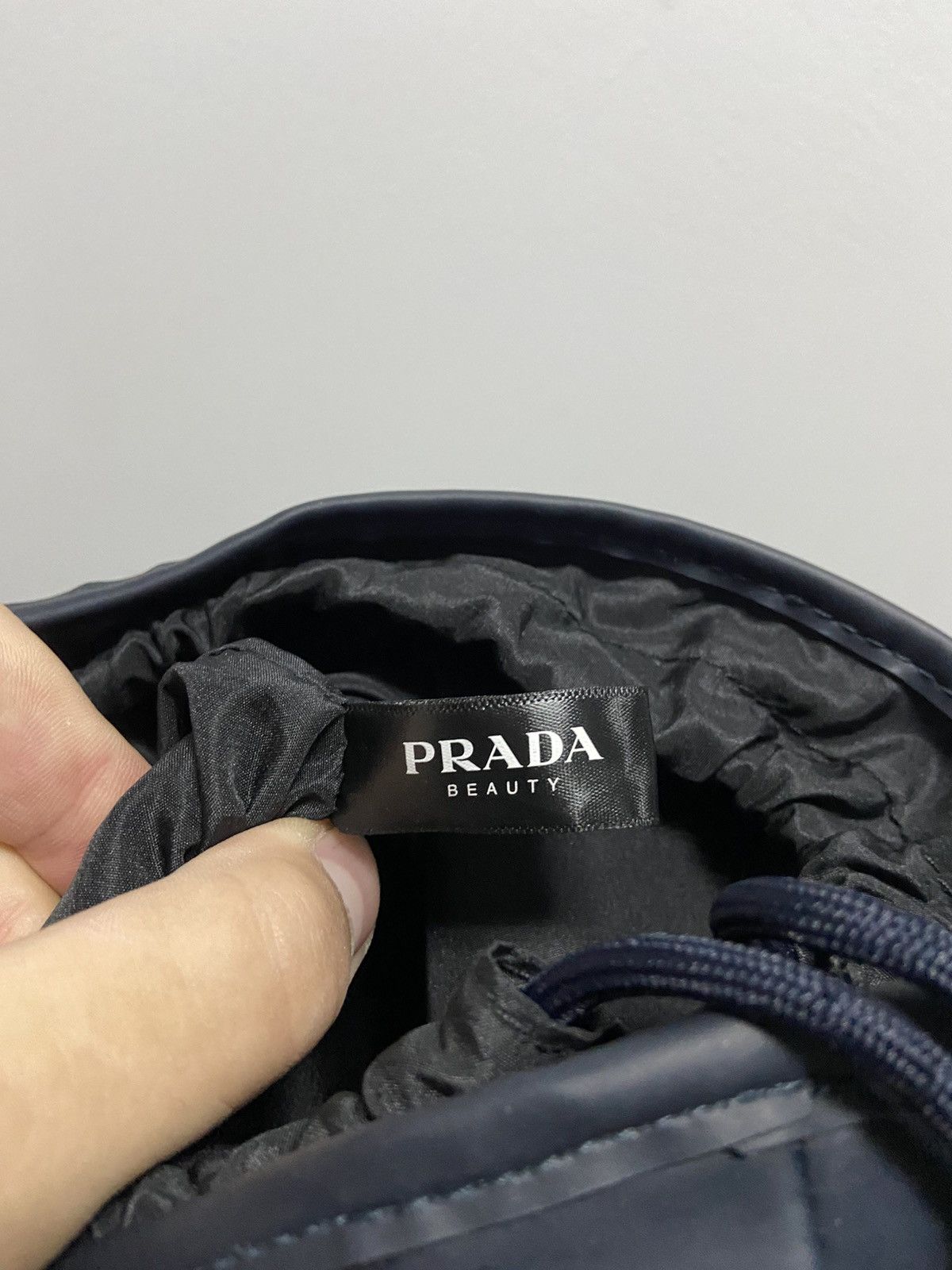 Prada × Vintage Prada luna rossa red tab logo vintage bag Size ONE SIZE - 7 Thumbnail