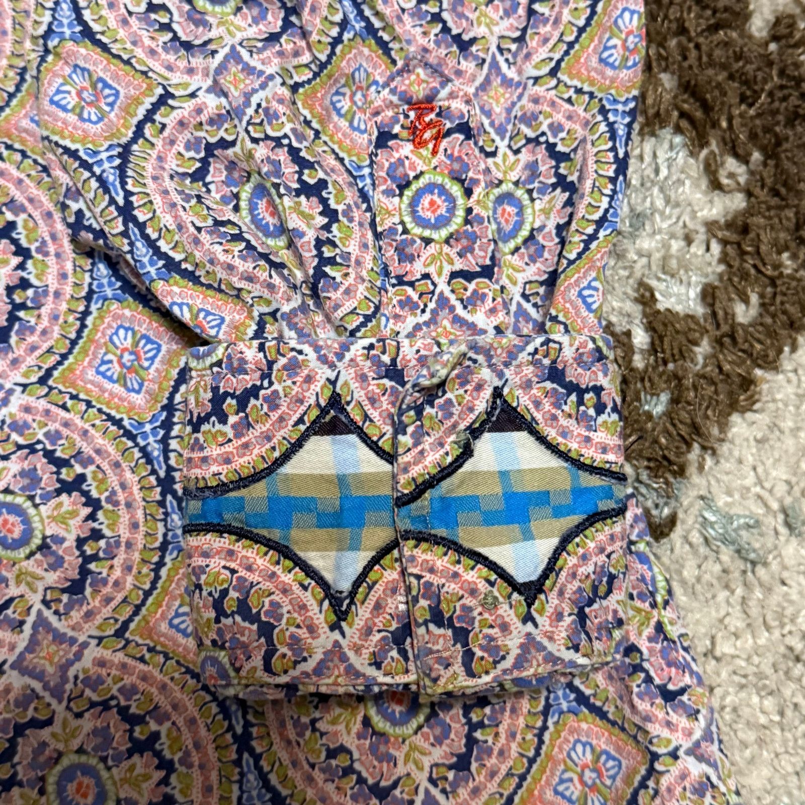 Robert Graham Robert Graham Flip Cuff Button Up Shirt Size M Abstract Size US M / EU 48-50 / 2 - 3 Thumbnail