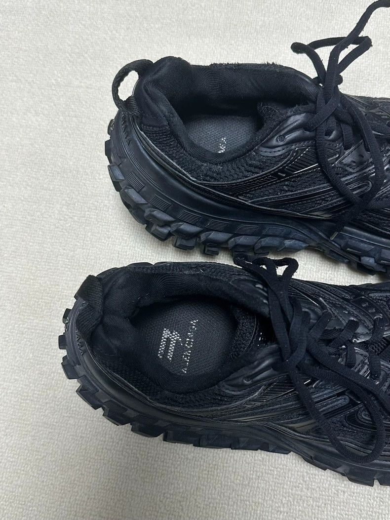 Balenciaga Balenciaga Tyre shoes 2502-Nextarrow Size US 9 / EU 42 - 8 Thumbnail