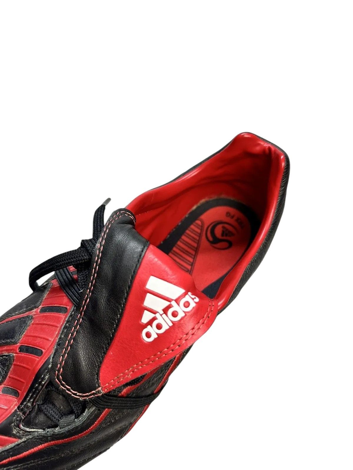 Vintage Adidas football trainers '07 release Predator Traxion TRX FG Size US 7 / EU 40 - 12 Thumbnail