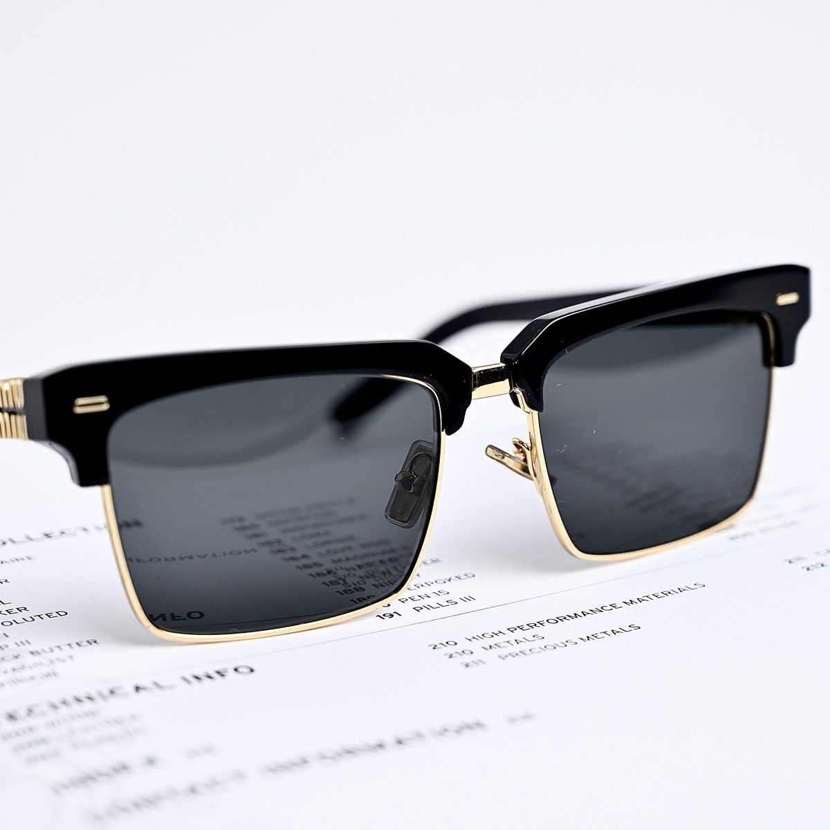 Miu Miu MIU MIU 0MU 10ZS SUNGLASSES Size ONE SIZE - 9 Thumbnail