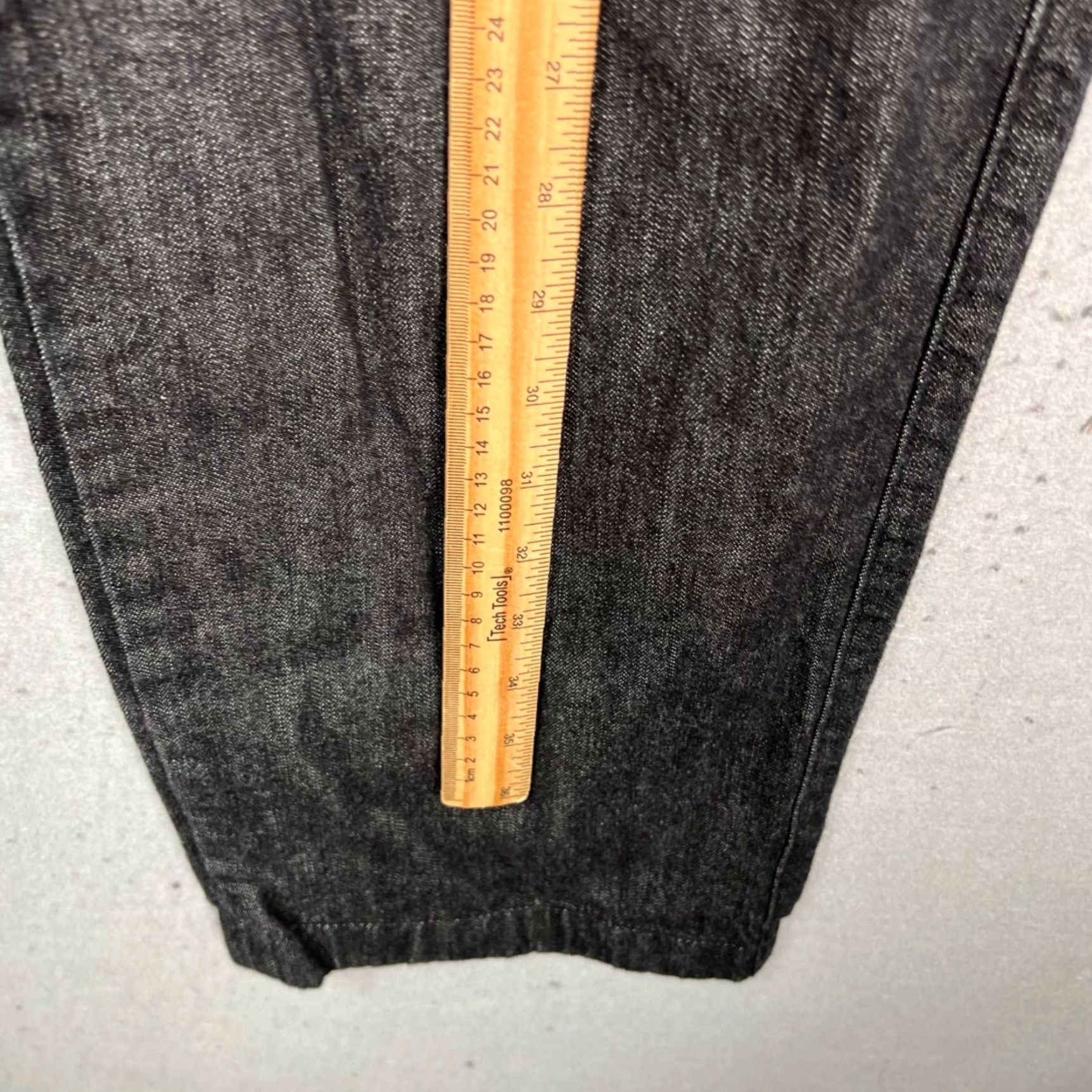 Uniqlo Uniqlo Mens Denim Cotton Straight Leg Jeans 29x30 Black Adults Men Size 29 30 Inseam 30in Cotton Denim Size US 29 - 5 Thumbnail