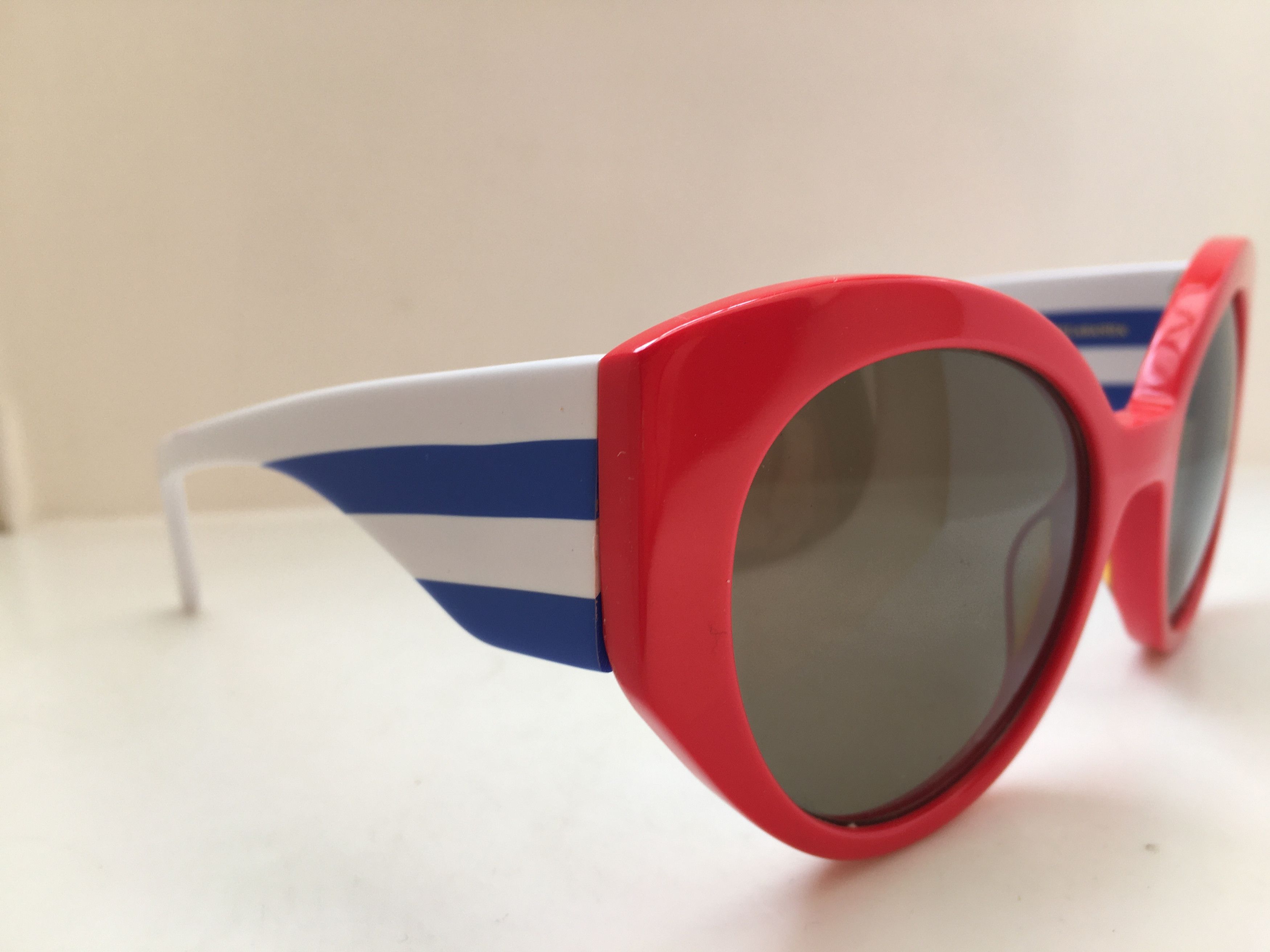Other BRIGITTE Cateye RUNWAY SHOW Round Diva Girls Sunglasses Size ONE SIZE - 1 Thumbnail