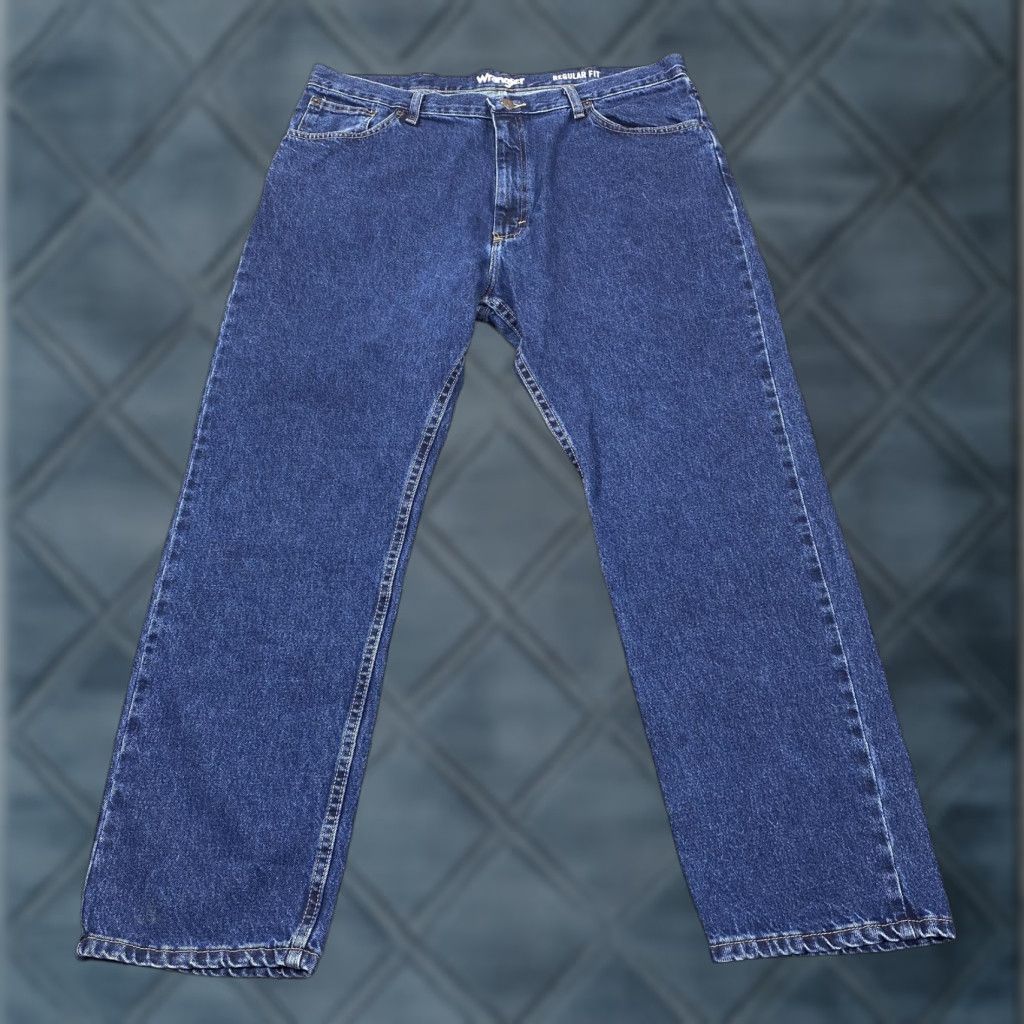 Wrangler Wrangler Jeans Mens 40x30 Blue Regular Fit Straight Leg Denim Medium Wash Jeans Mens 40x30 Blue Regular Fit Straight Leg Denim Medium Wash Size US 40 / EU 56 - 1 Thumbnail