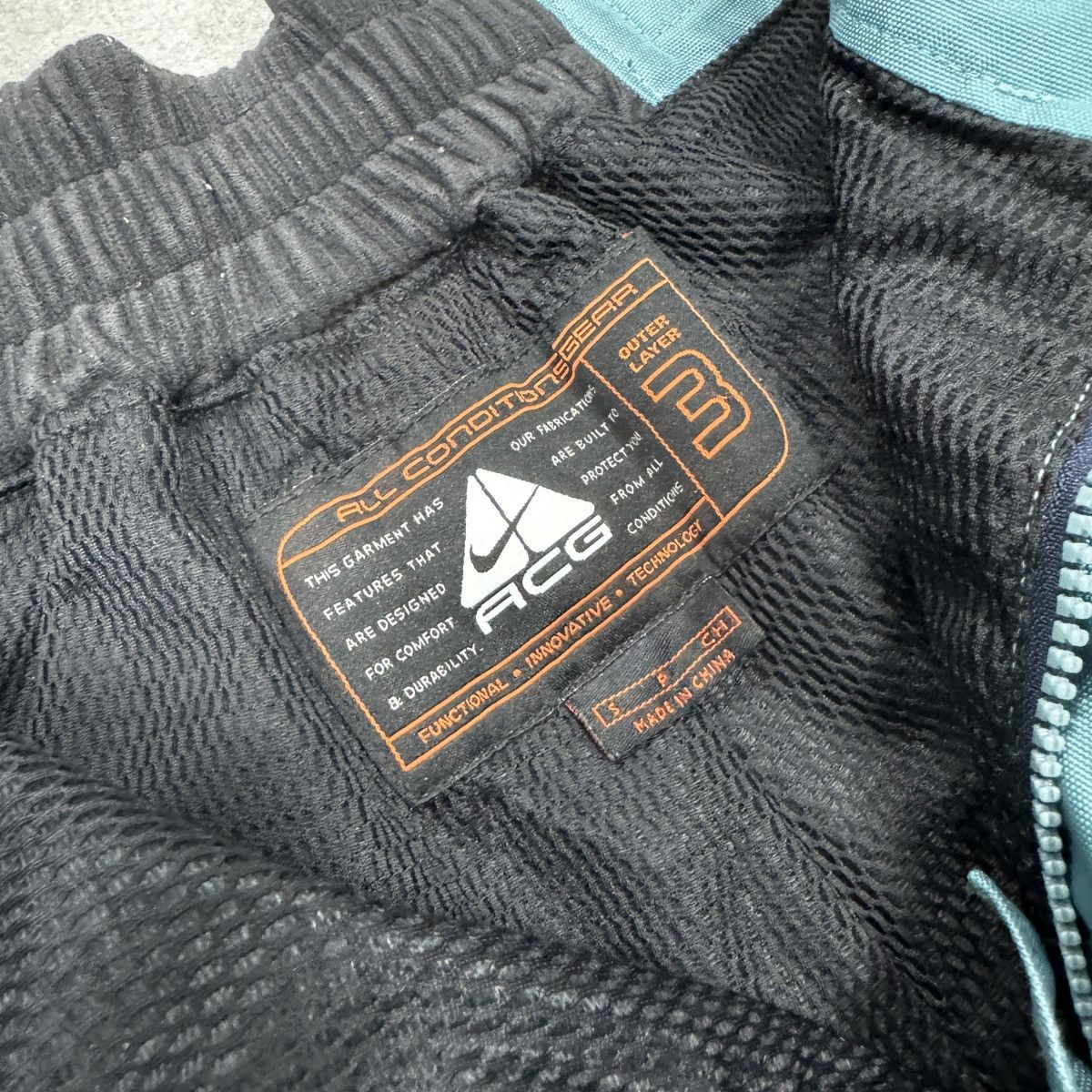Nike ACG Vintage Nike ACG Full Side Zip Ski Snow Pants 90s Men Size US 30 / EU 46 - 15 Thumbnail