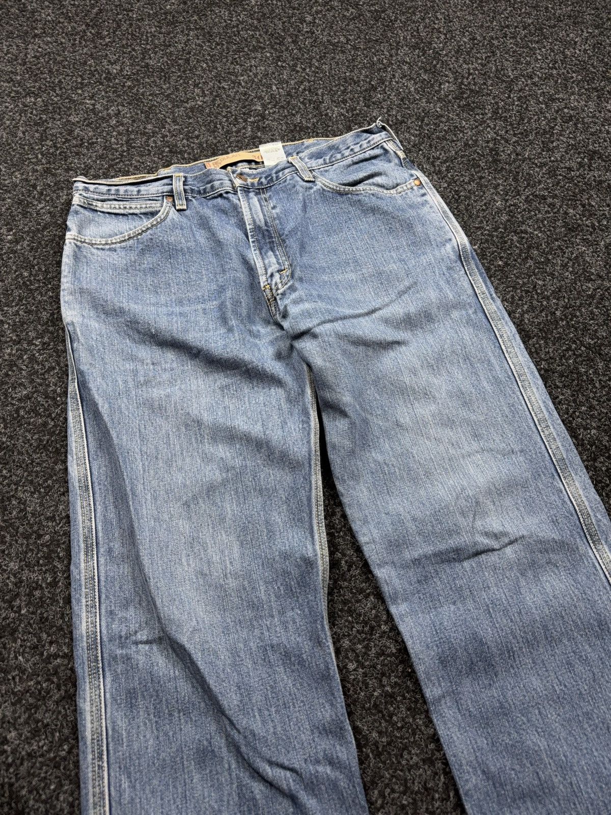 Levi's Retro 00s Levi’s 505 USA Regular Fit Light Wash Denim Jeans Size US 36 / EU 52 - 6 Thumbnail