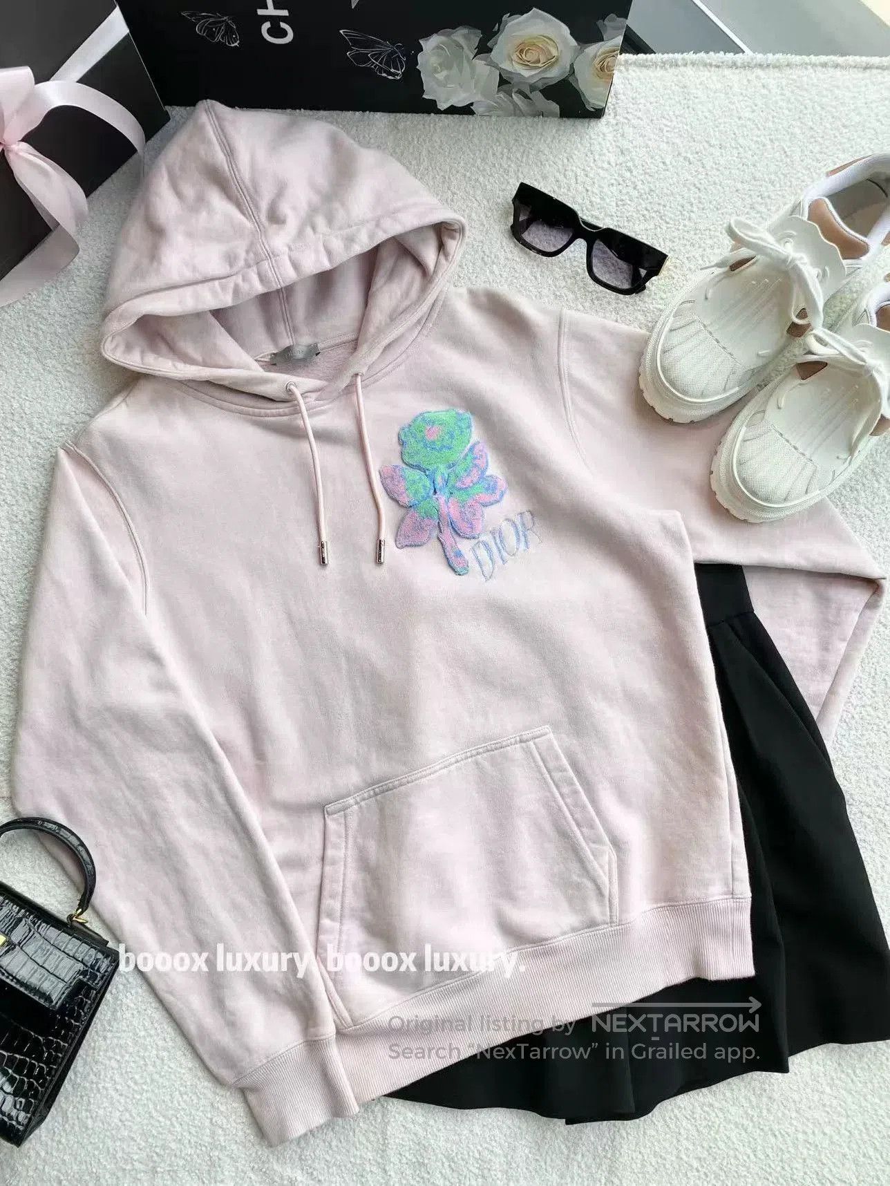 Dior pink floral hoodie with patch from Dior. Size US XS / EU 42 / 0 - 1 Thumbnail