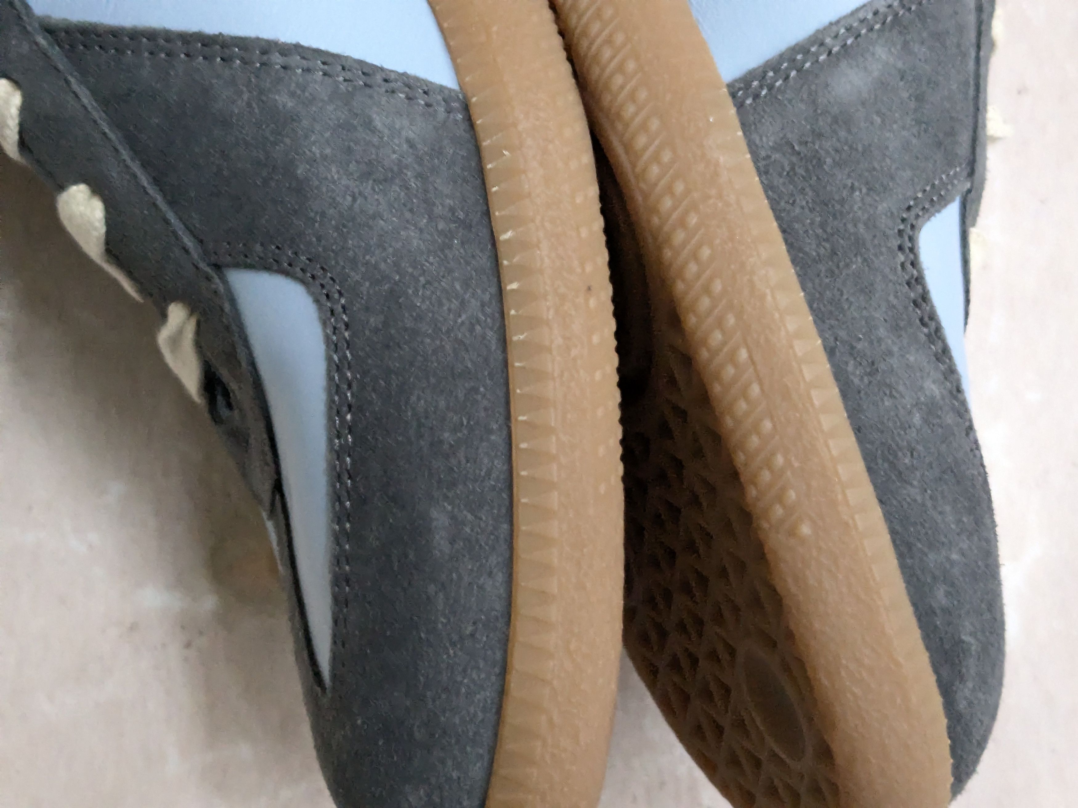 Maison Margiela Maison Margiela Replica GAT White Blue 11 44 Low Tops Size US 11 / EU 44 - 12 Thumbnail