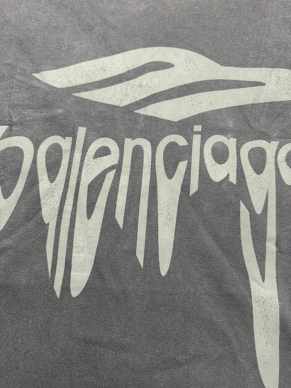 Balenciaga Balenciaga 3B liquefied logo shirt 2 BNWT Size US M / EU 48-50 / 2 - 3 Thumbnail