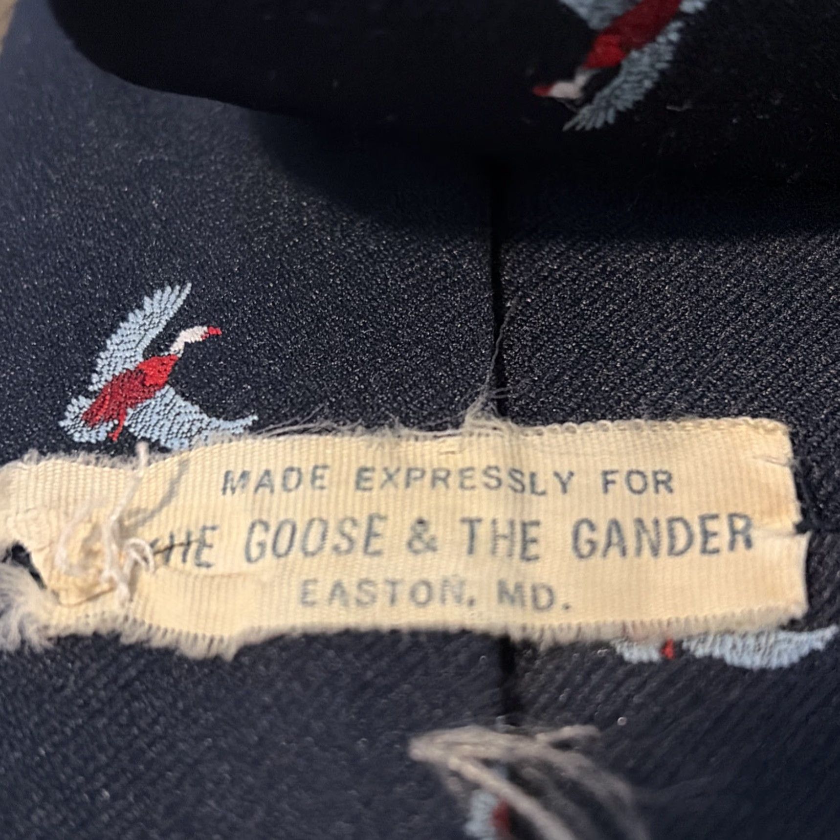 Vintage VINTAGE The Goose & The Gander Tie Navy Blue 1950s Men Adult Neck Tie Easton Missouri Size ONE SIZE - 4 Thumbnail
