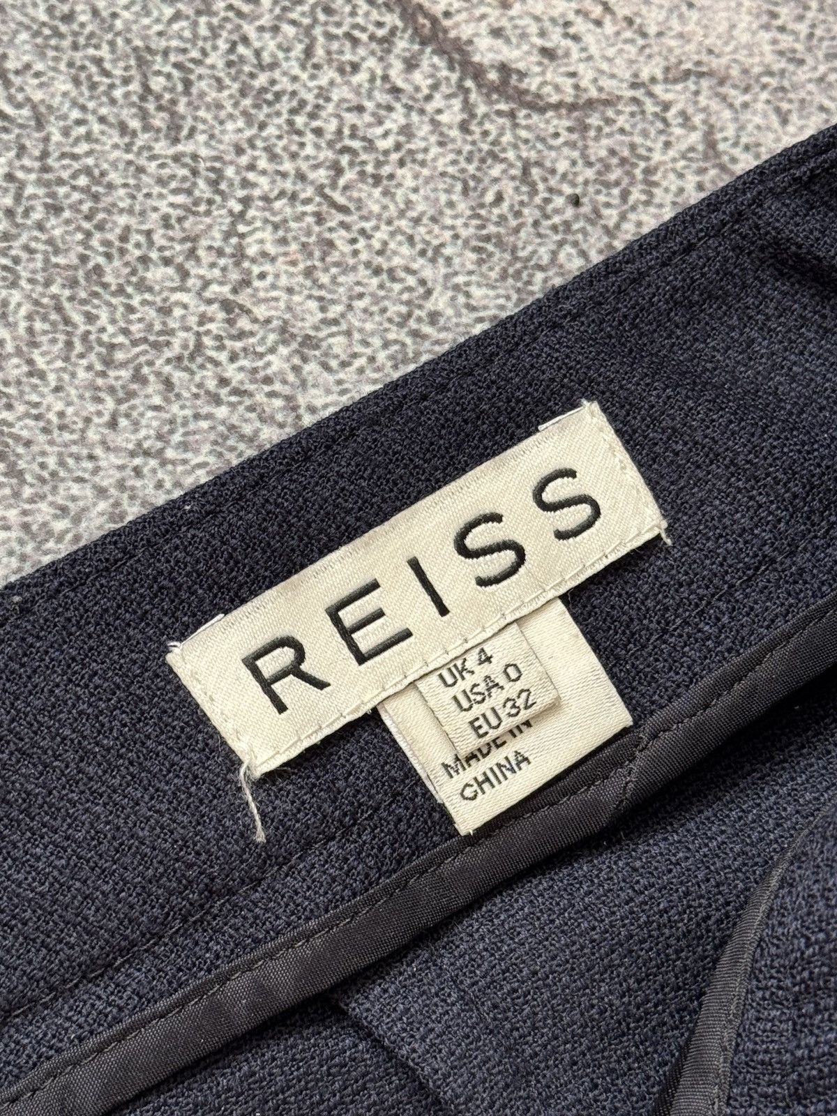 Designer × Reiss Reiss UK4 USA0 EU32 dark blue chino pant trouser Jean casual Size 25" / US 0 / IT 36 - 4 Thumbnail