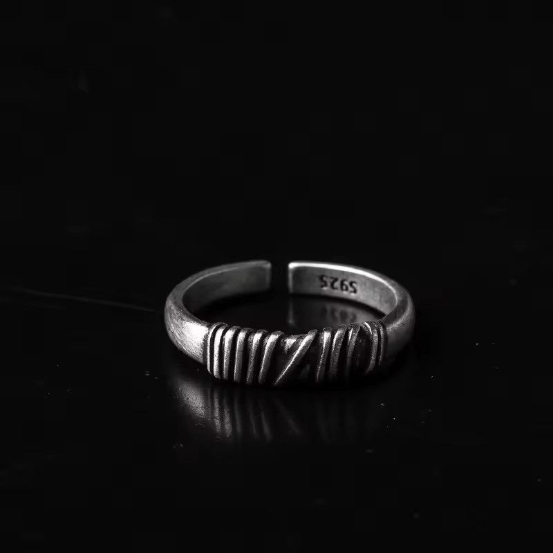 Jewelry Sterling Silver Vintage Retro Style Knots Ring Size ONE SIZE - 3 Thumbnail