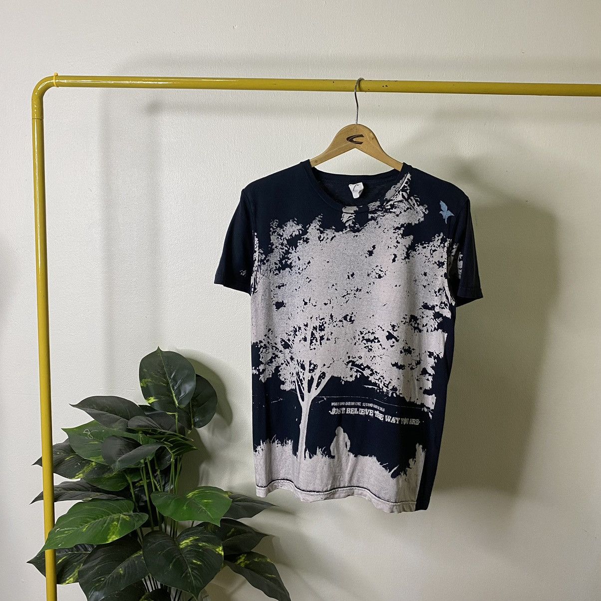 Band Tees × Japanese Brand × Vintage Vintage 2010 Moritomo Arashi Live Second Birth Tour Tee Size US S / EU 44-46 / 1 - 1 Thumbnail