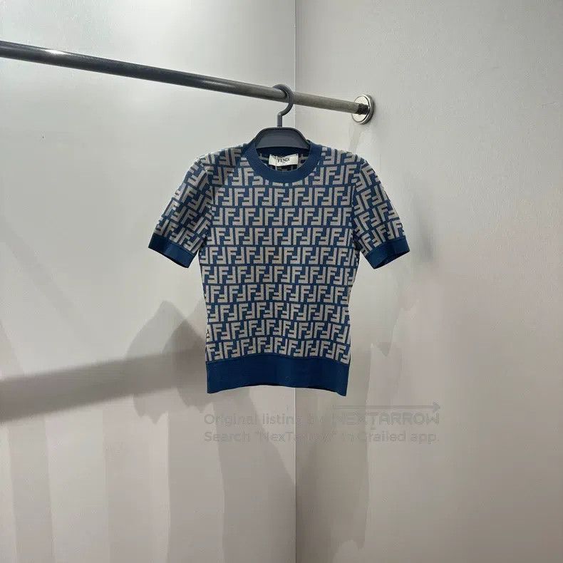 Fendi Fendi Monogram Short Sleeve Top Size XXS / US 00 / IT 34 - 1 Thumbnail